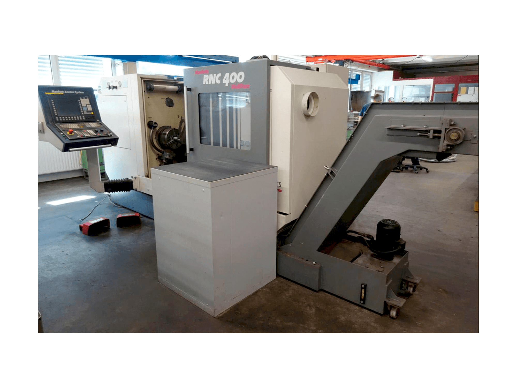 Vista Lateral Esquerda da Monforts RNC 400 MultiTurn máquina