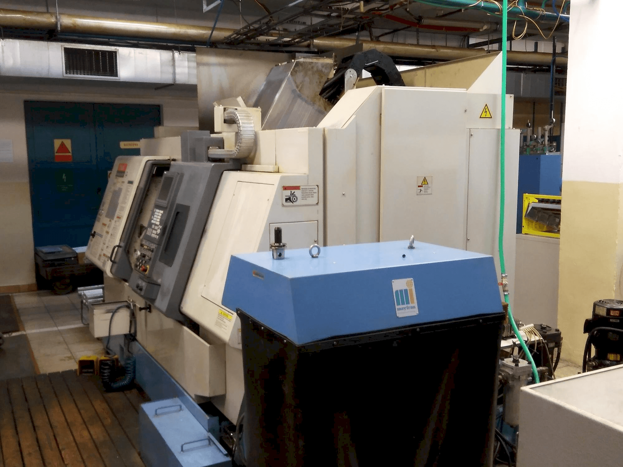 Vista Frontal da Mazak Integrex 200-II SY máquina