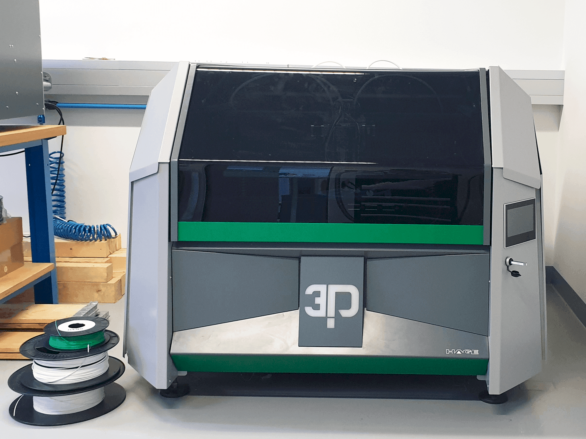 Vista Frontal da HAGE 3D 140 L-B máquina