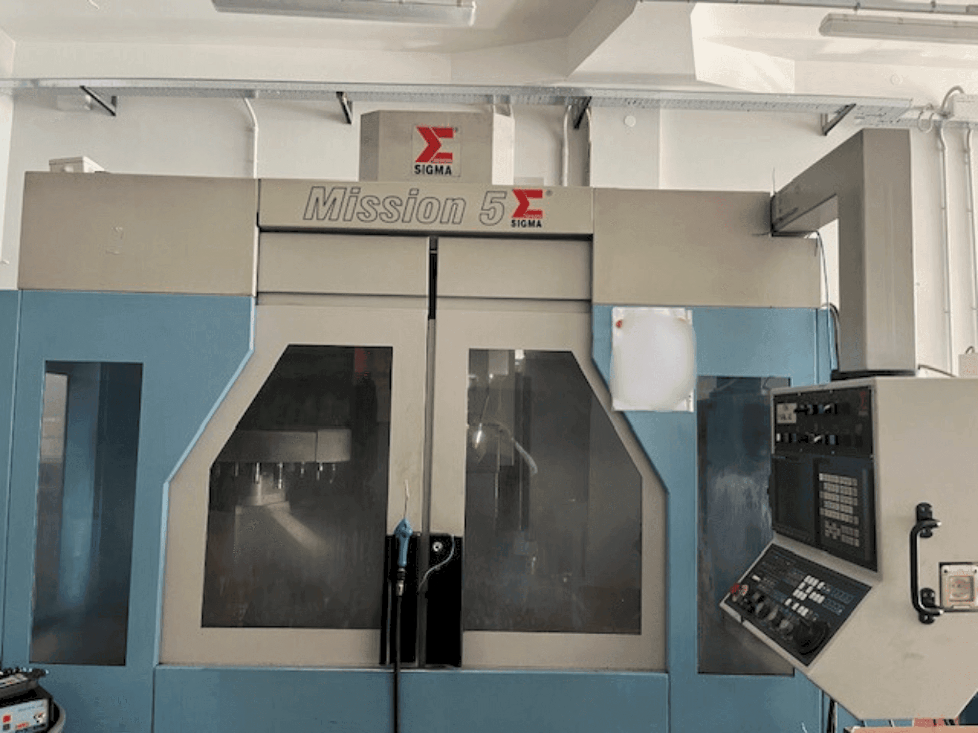 Vista Frontal da Sigma Mission 5 máquina