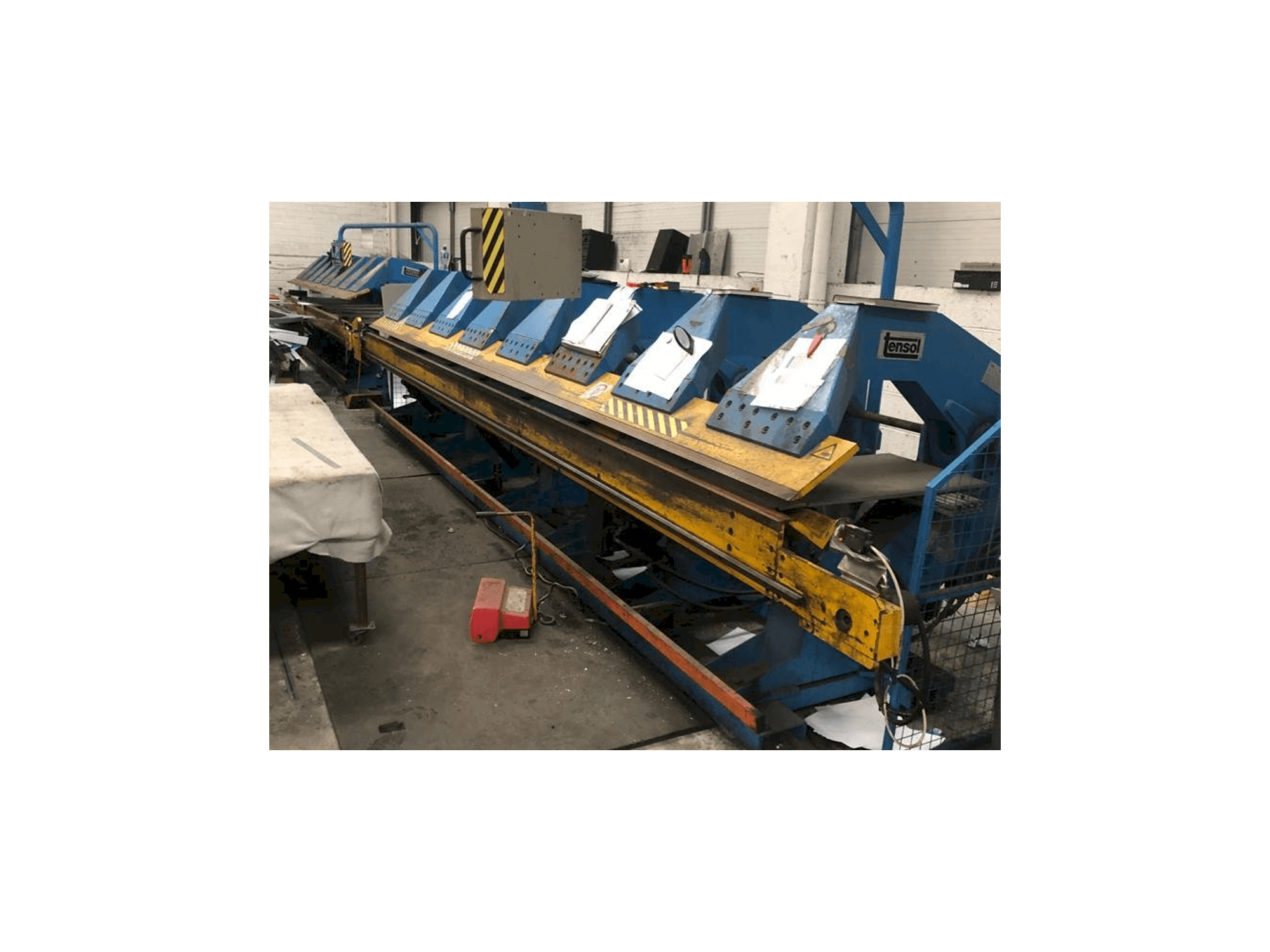 Vista Frontal da Tensol H200-6.2 máquina