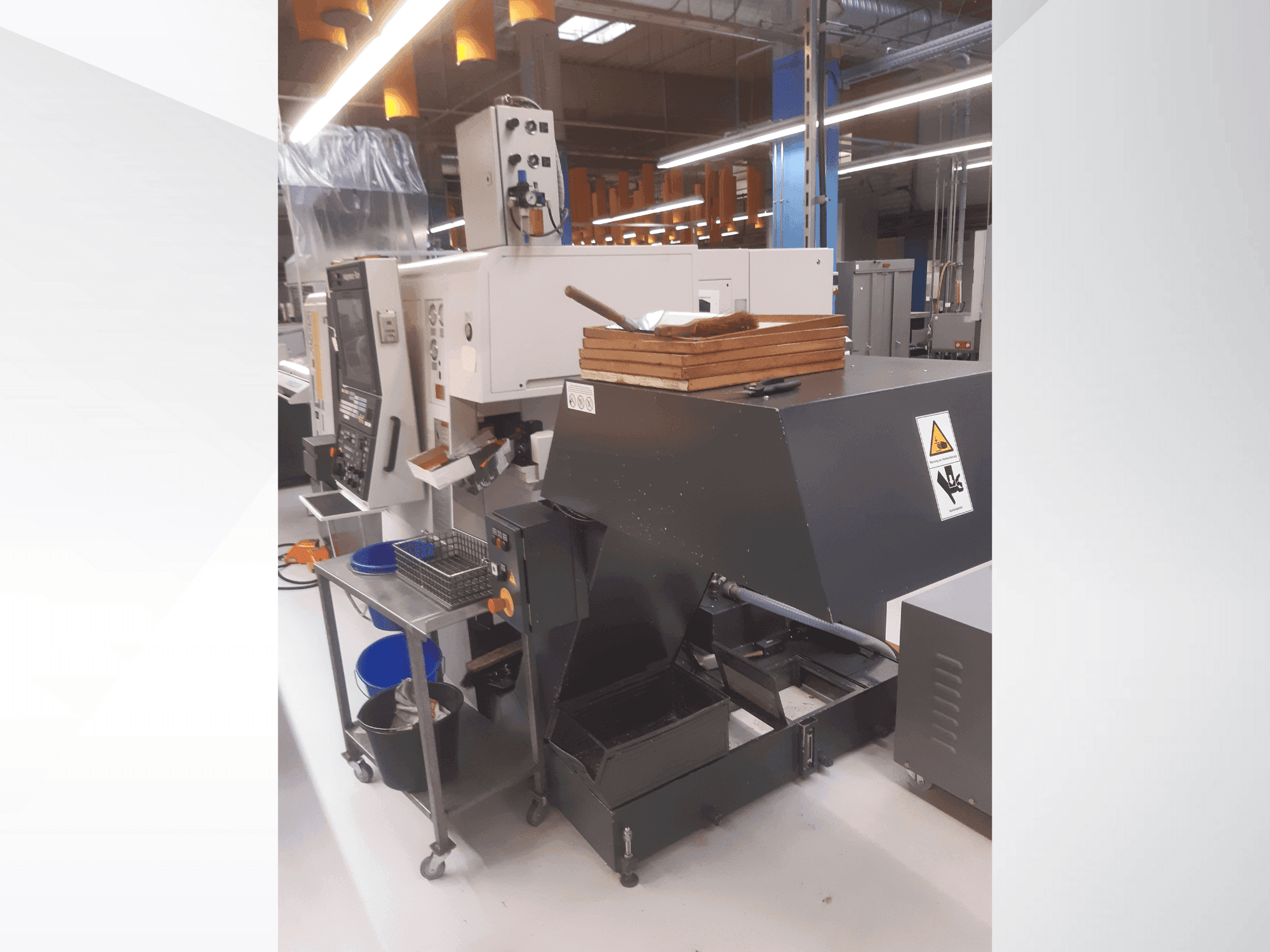 Vista Frontal da NAKAMURA WT 150 II máquina