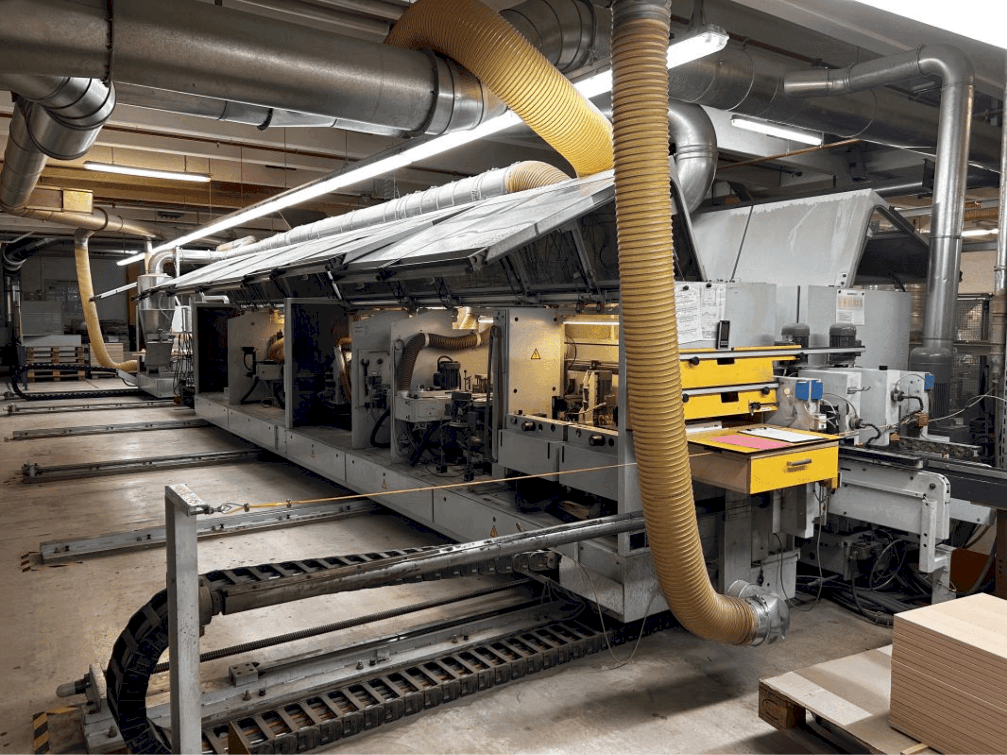 Vista Frontal da HOMAG PROFI KFL20/29/QA/25 máquina