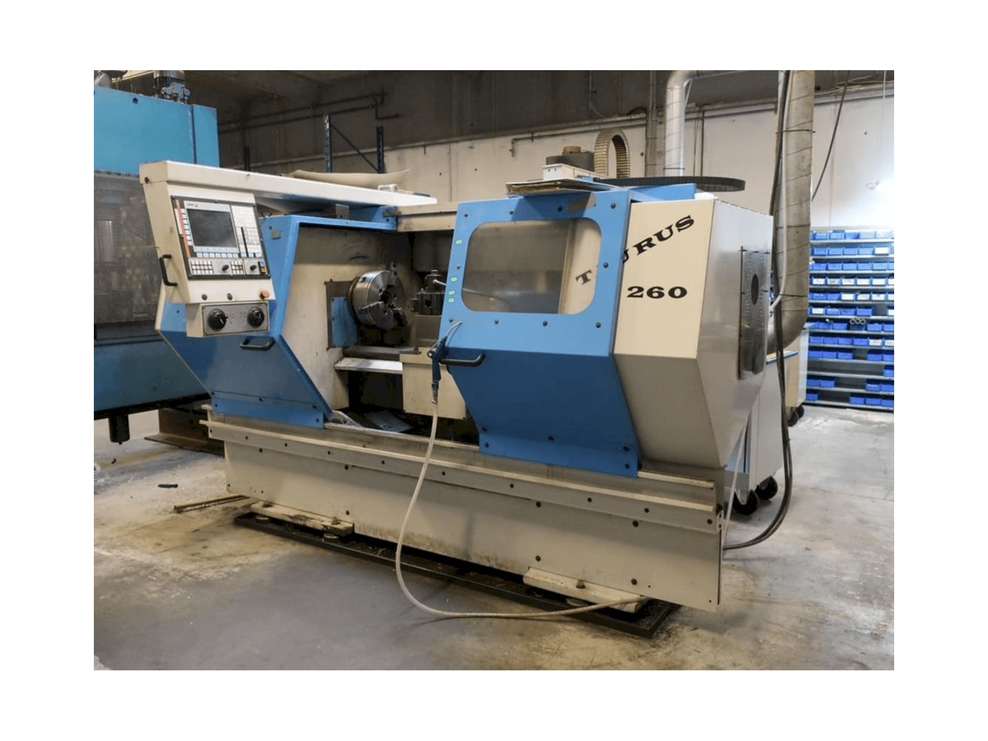 Vista Frontal da Pinacho Taurus 260 máquina