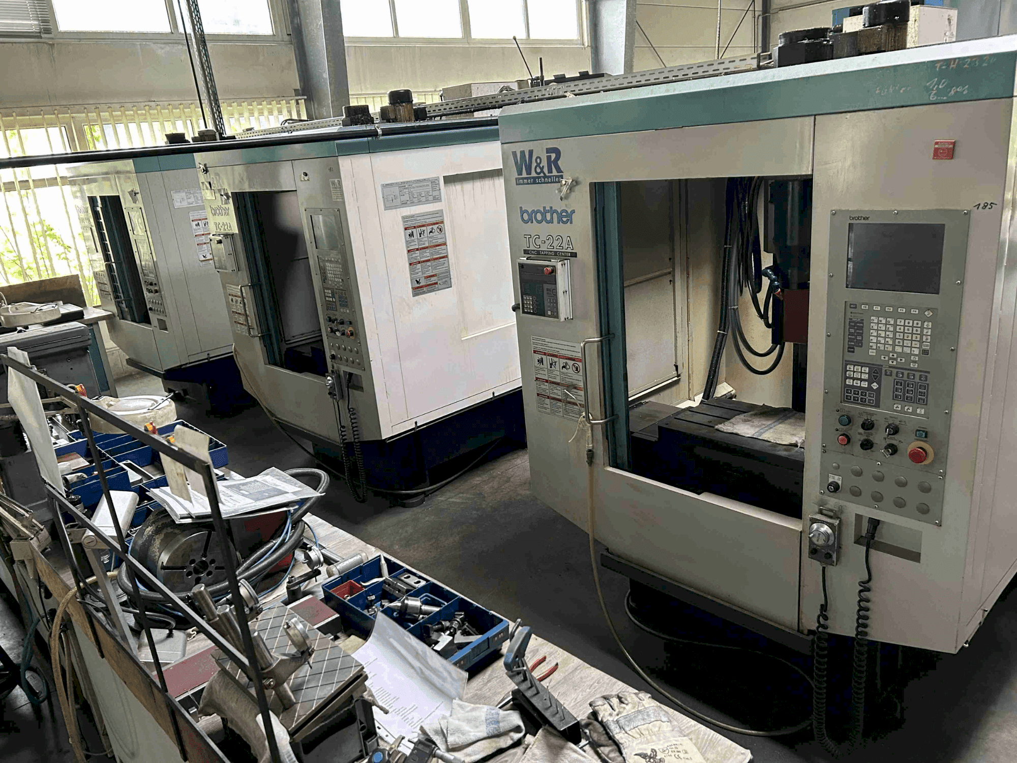 Vista Frontal da Brother TC-22A máquina