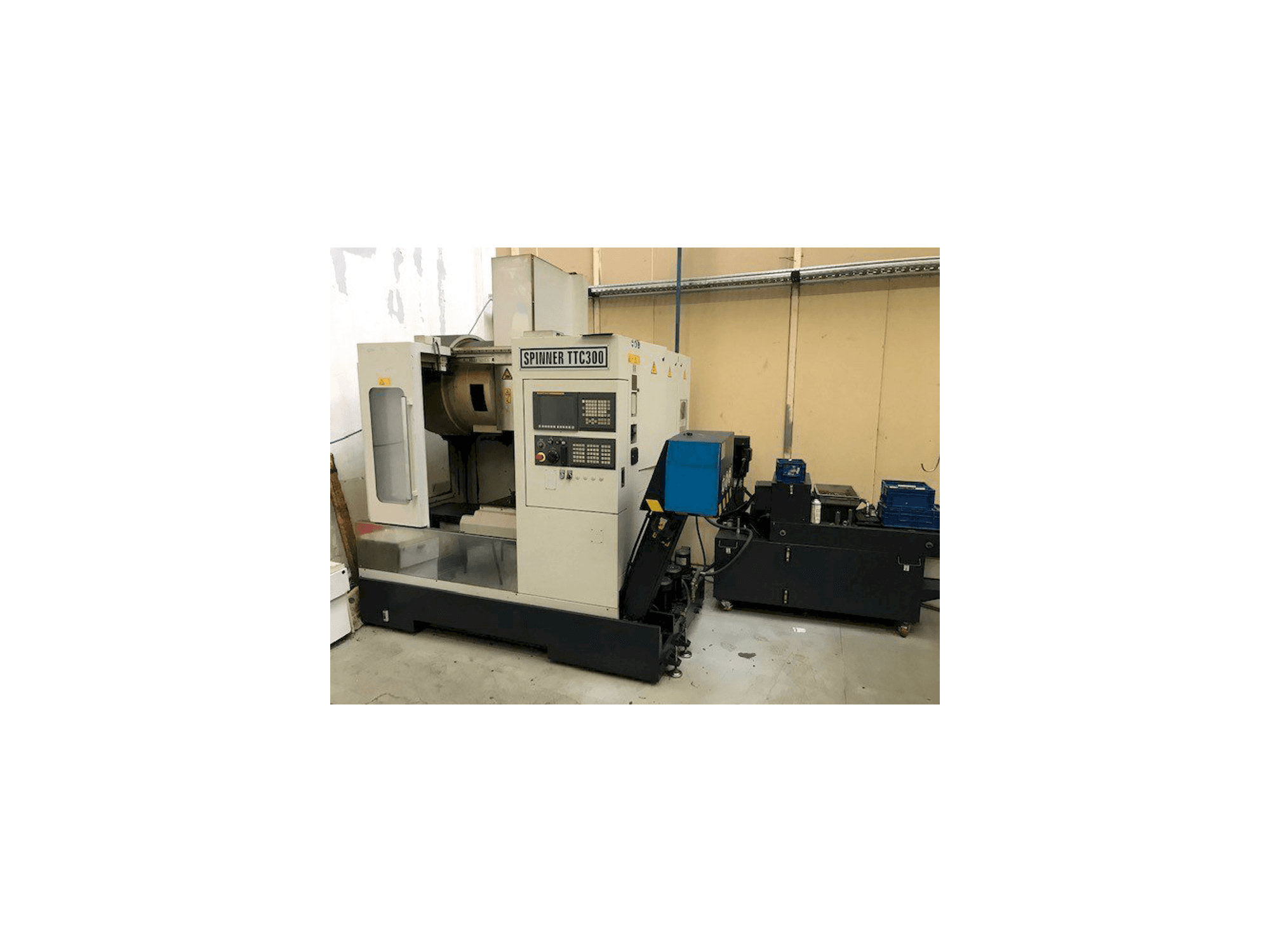 Vista Frontal da SPINNER TTC300 52 SMMCY máquina