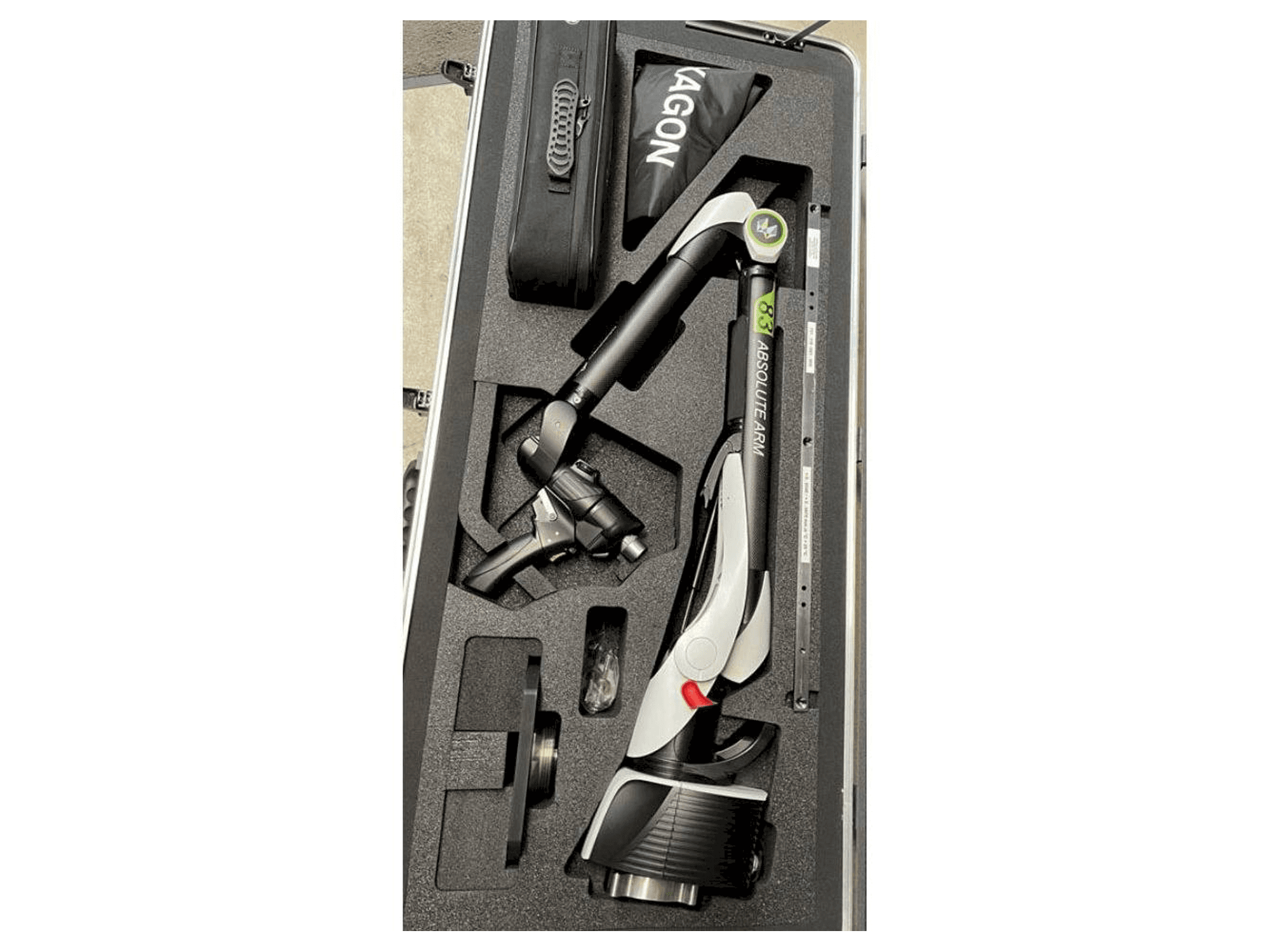 Vista Frontal da Hexagon RA8 V1 máquina