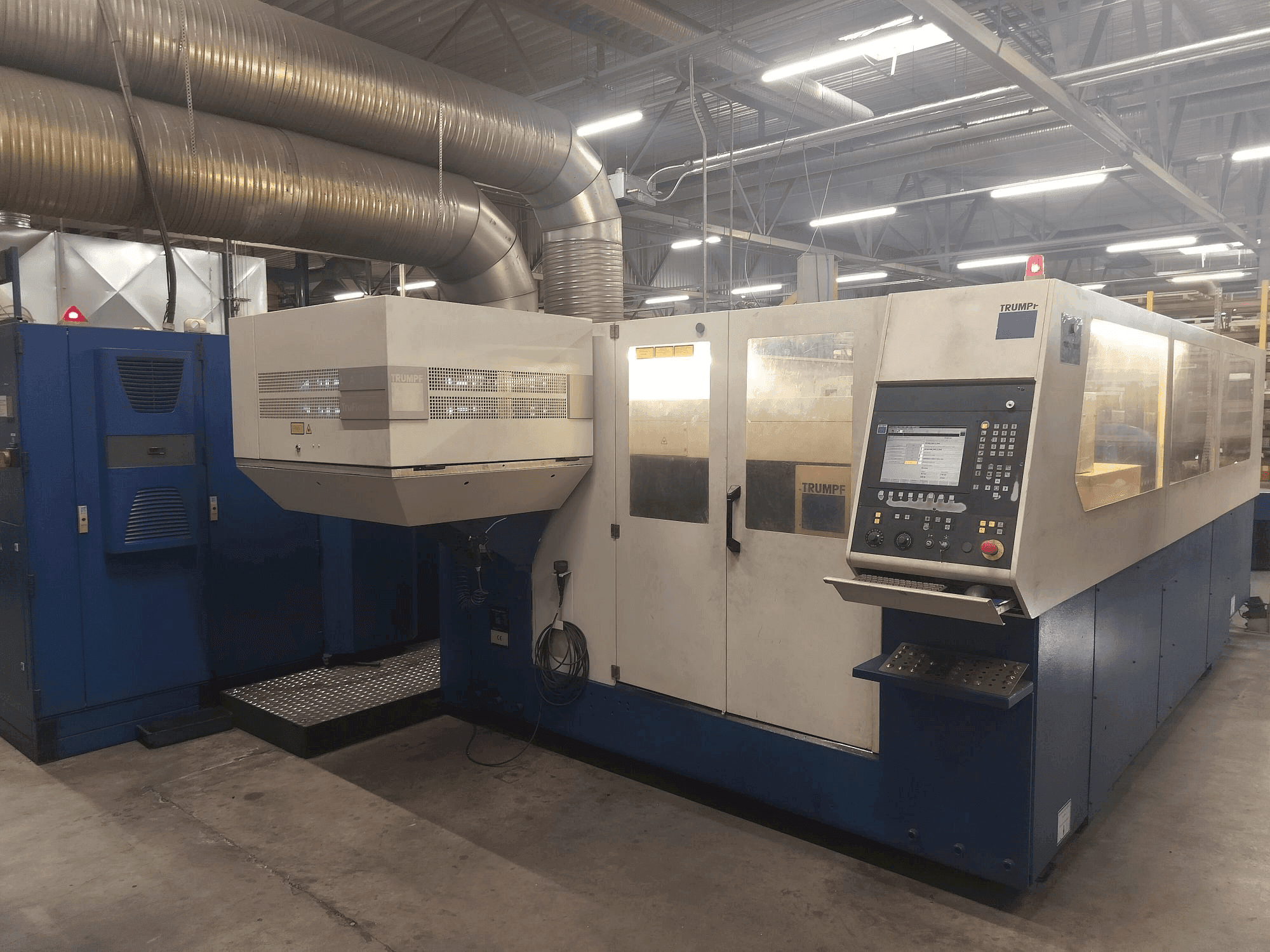 Vista Frontal da TRUMPF Trulaser 3030 (2008) máquina