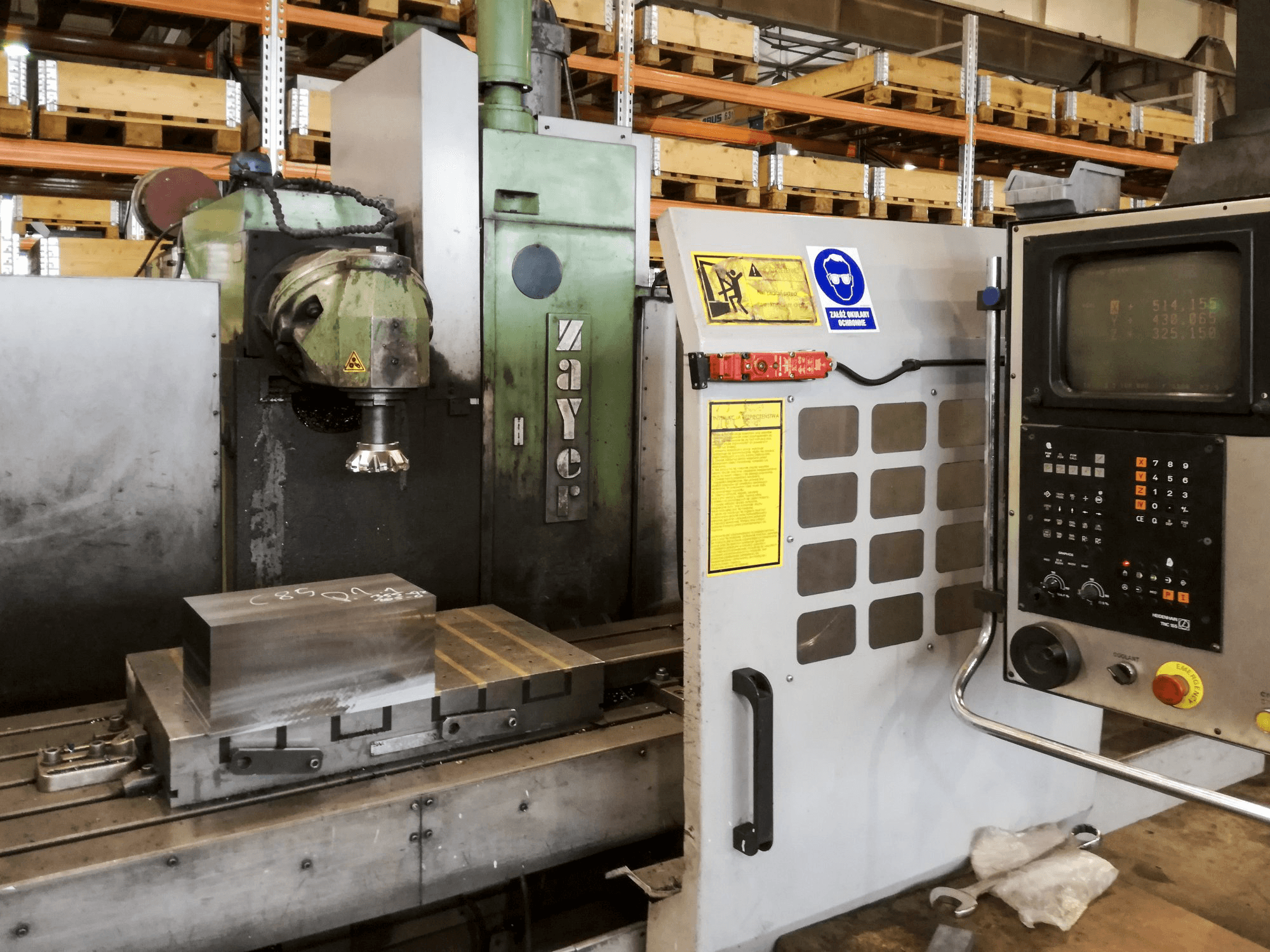 Vista Esquerda da Zayer BF3 máquina