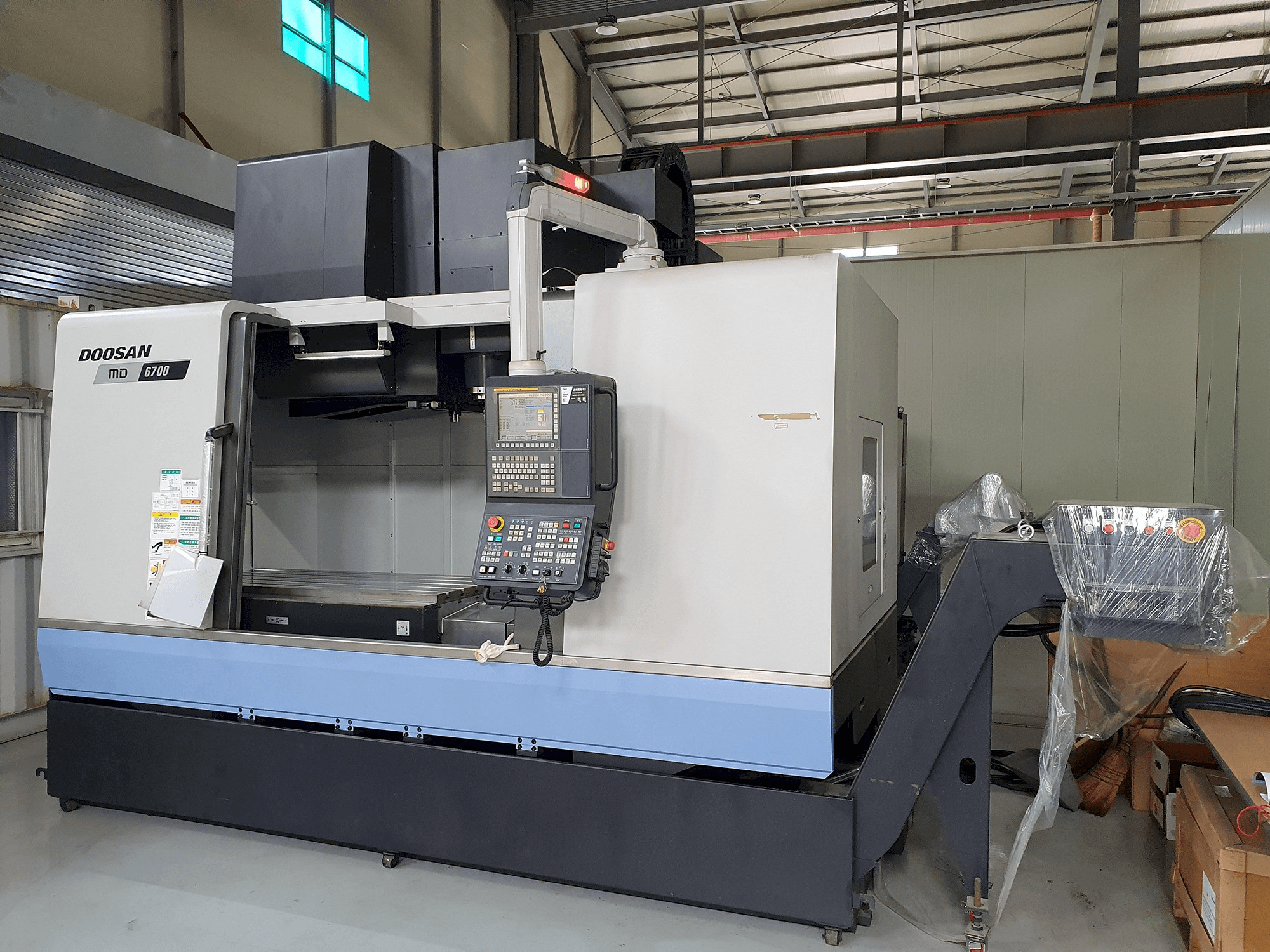 Vista Frontal da Doosan MD6700 máquina