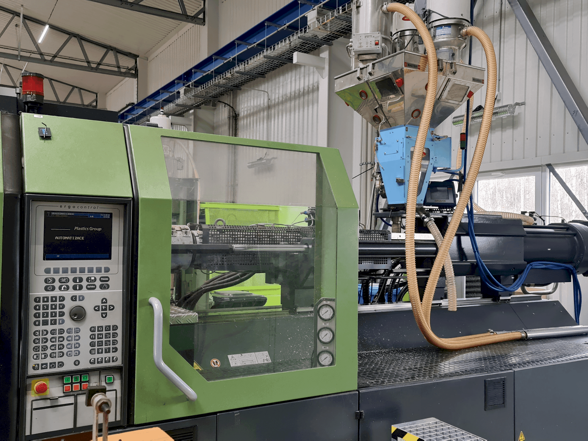 Vista Lateral Esquerda da DEMAG Concept 420/810-2300 máquina