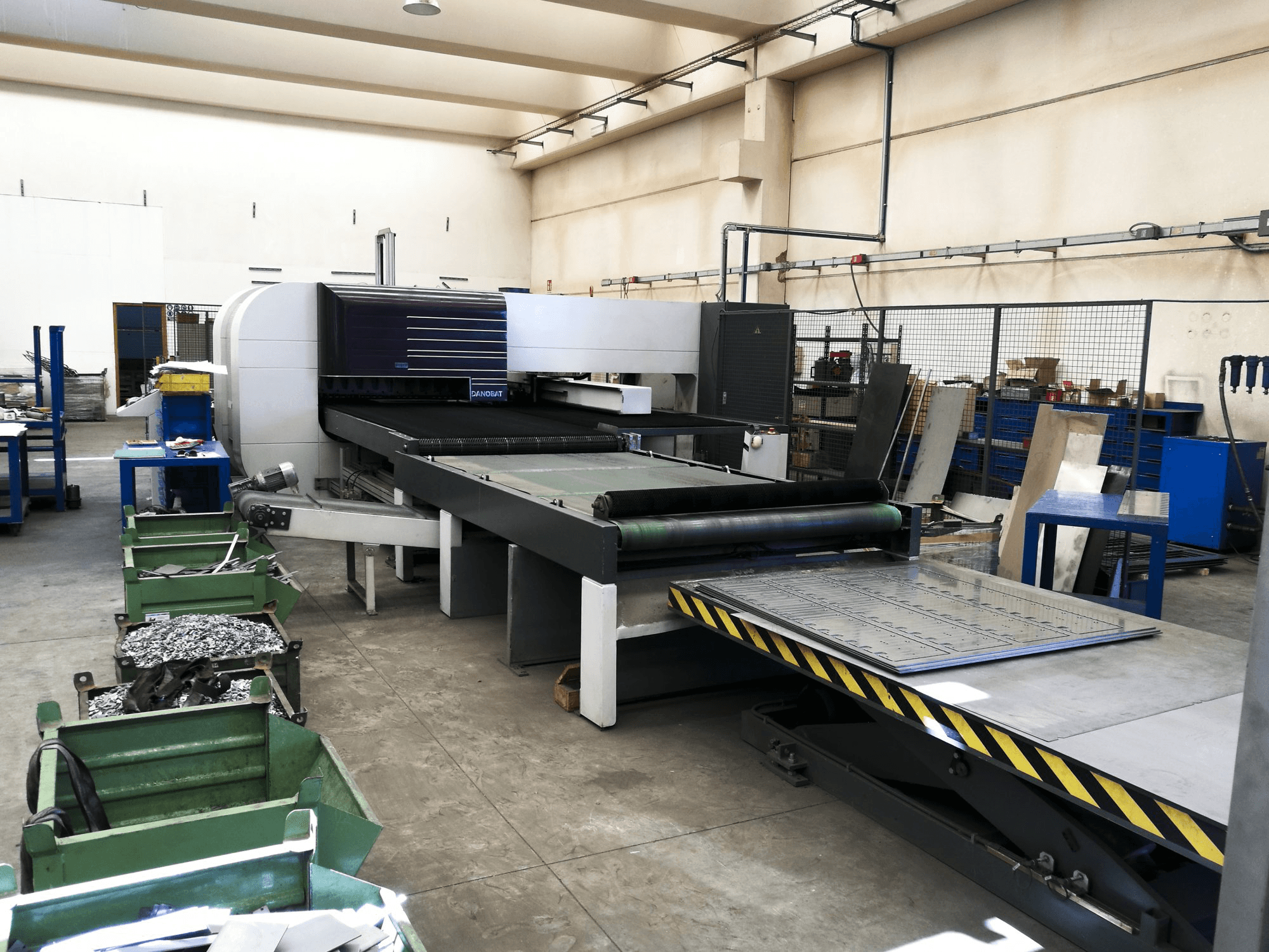 Vista Esquerda da DANOBAT Cupra 30 máquina