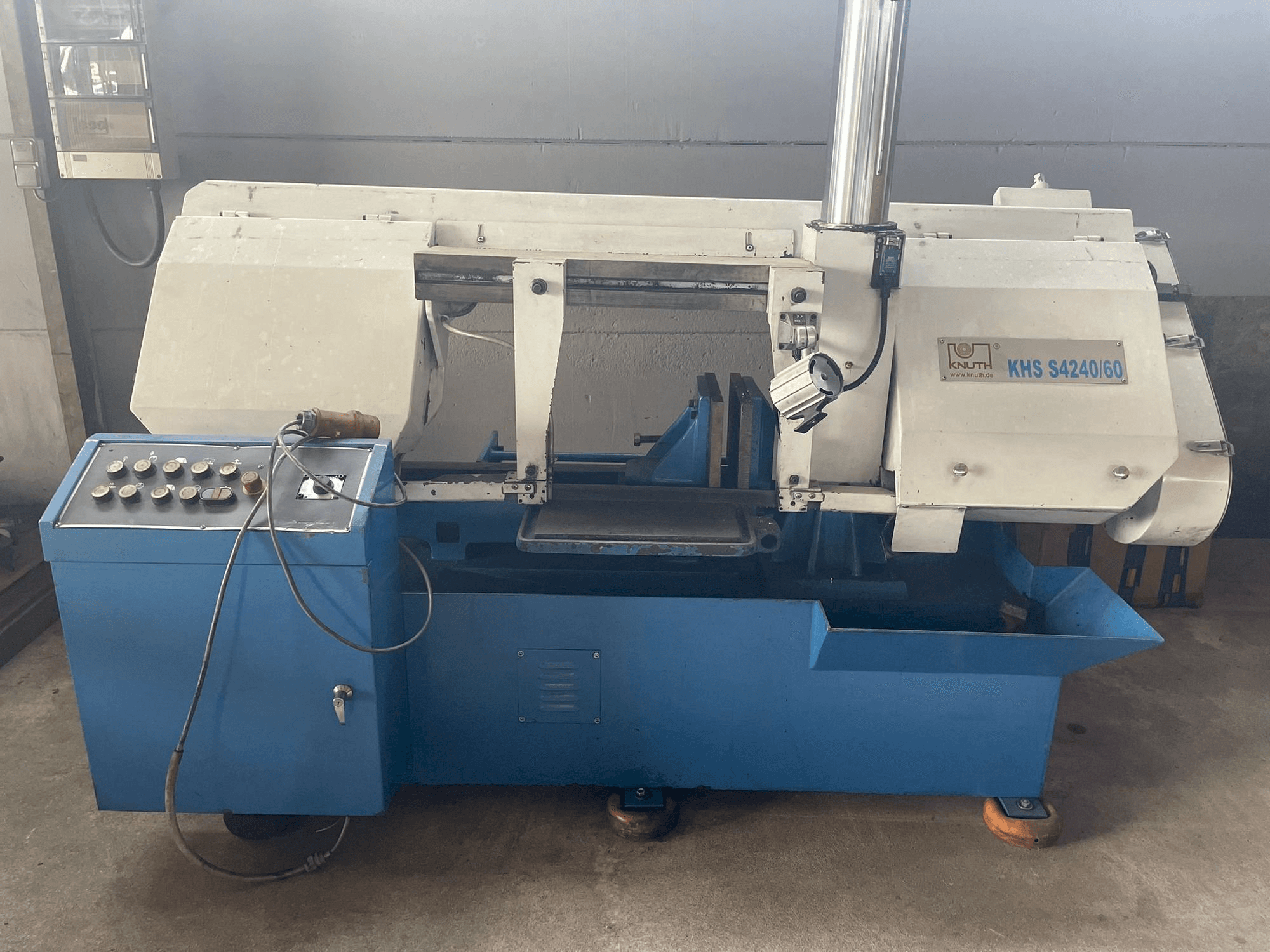 Vista Frontal da KNUTH KHS S4240/60 máquina