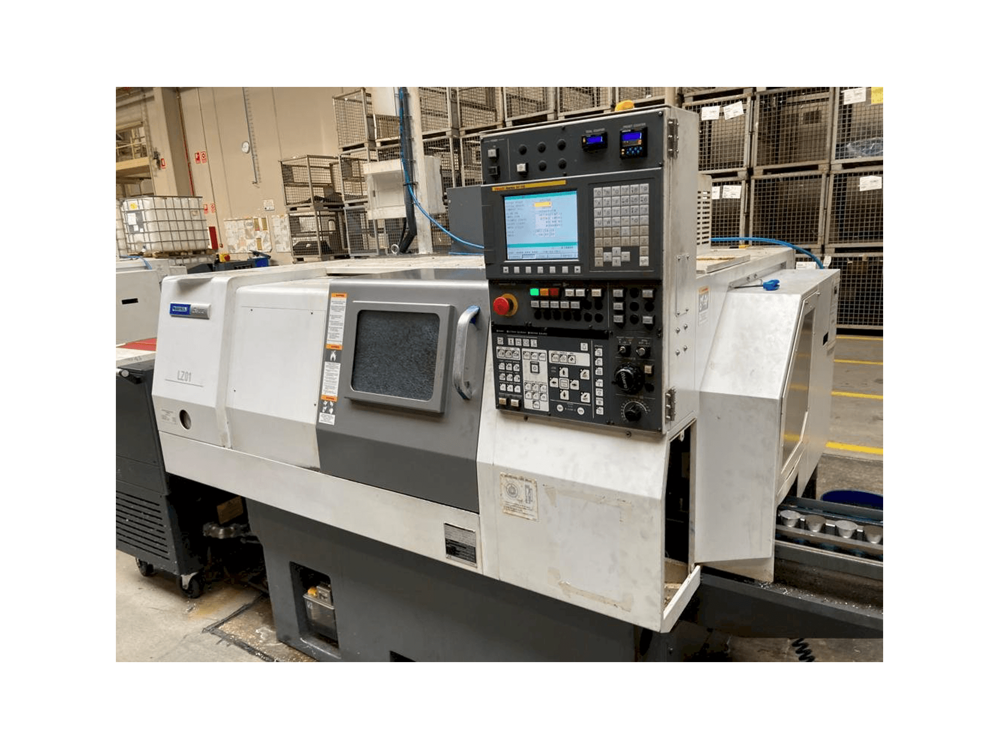 Vista Frontal da Miyano LZ-01RY2 máquina