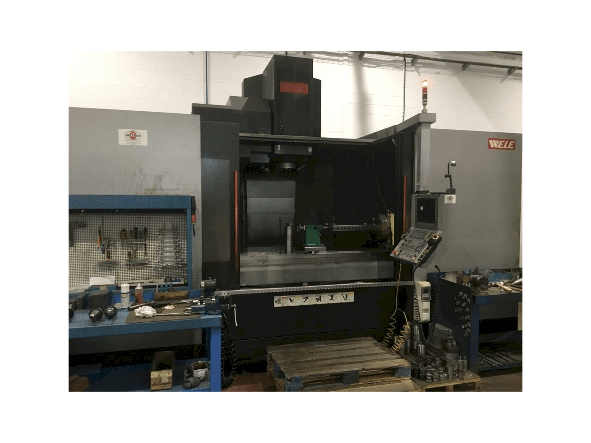 Vista Frontal da Wele AA2090 máquina