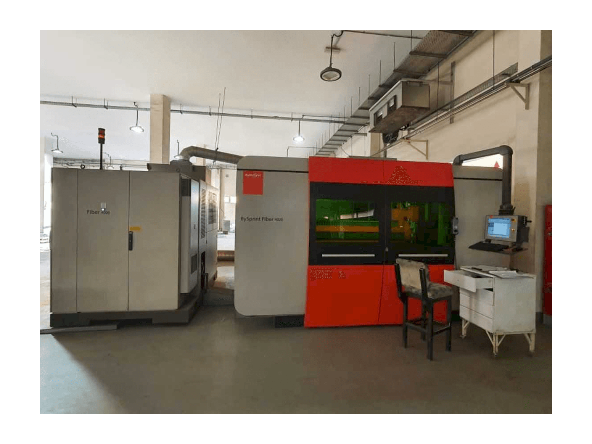 Vista Frontal da Bystronic BySprint Fiber 4020 máquina