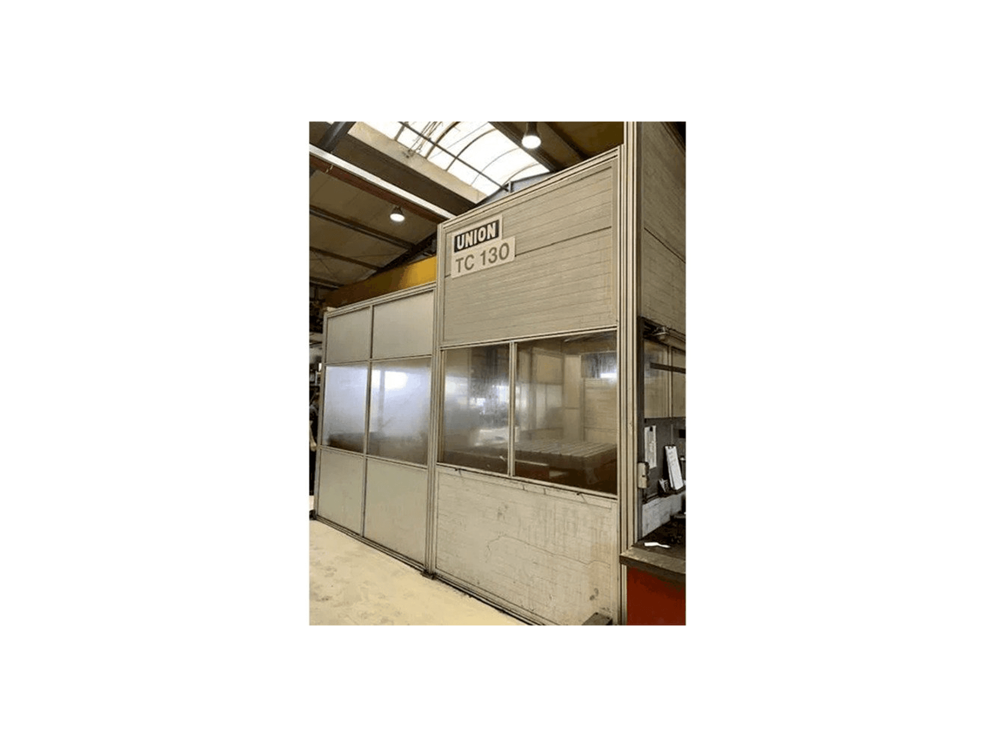 Vista Frontal da UNION TC 130 máquina