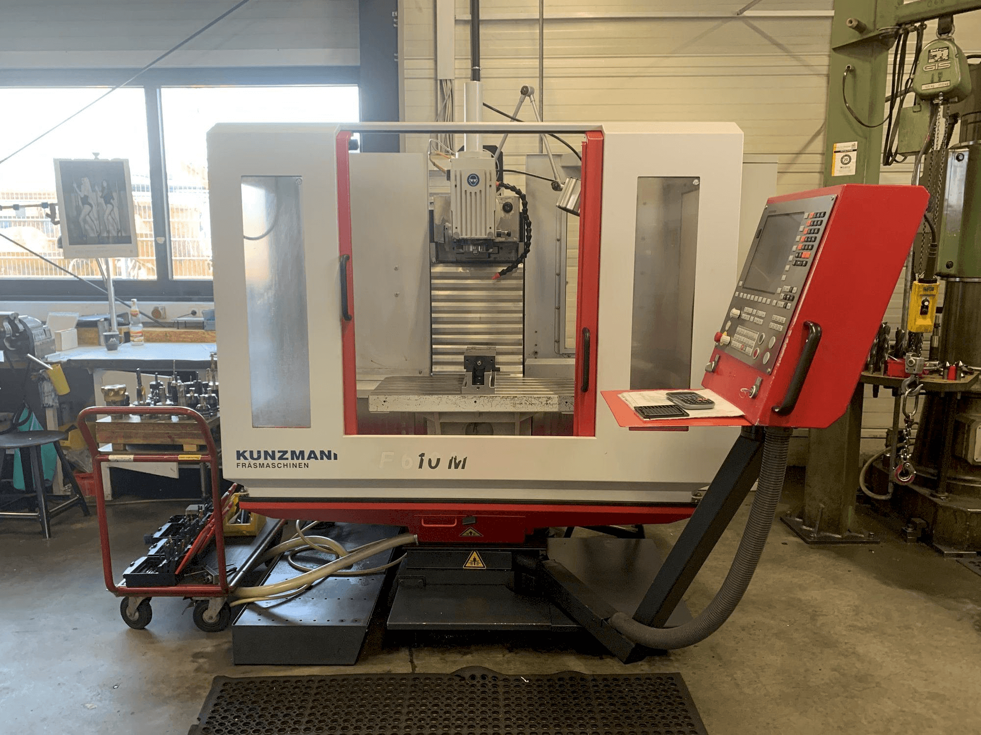 Vista Frontal da KUNZMANN WF 610 M máquina