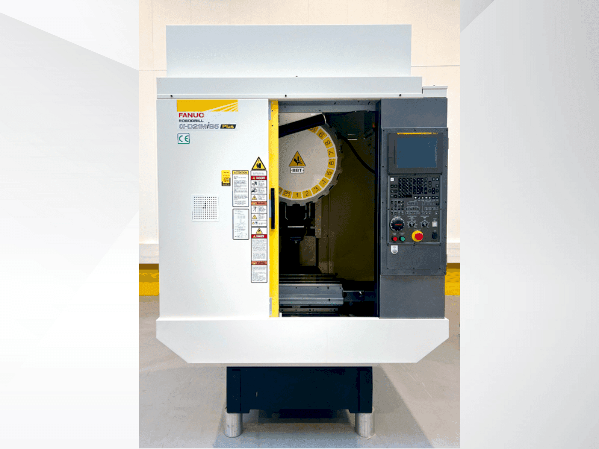 Vista Frontal da FANUC ROBODRILL α-D21MiB5 Plus máquina