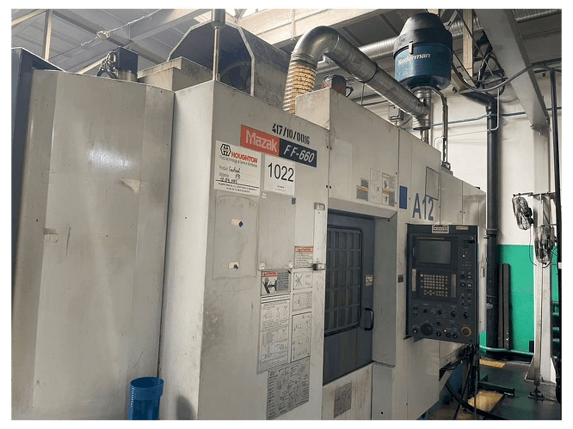 Vista Frontal da Mazak FF-660 máquina