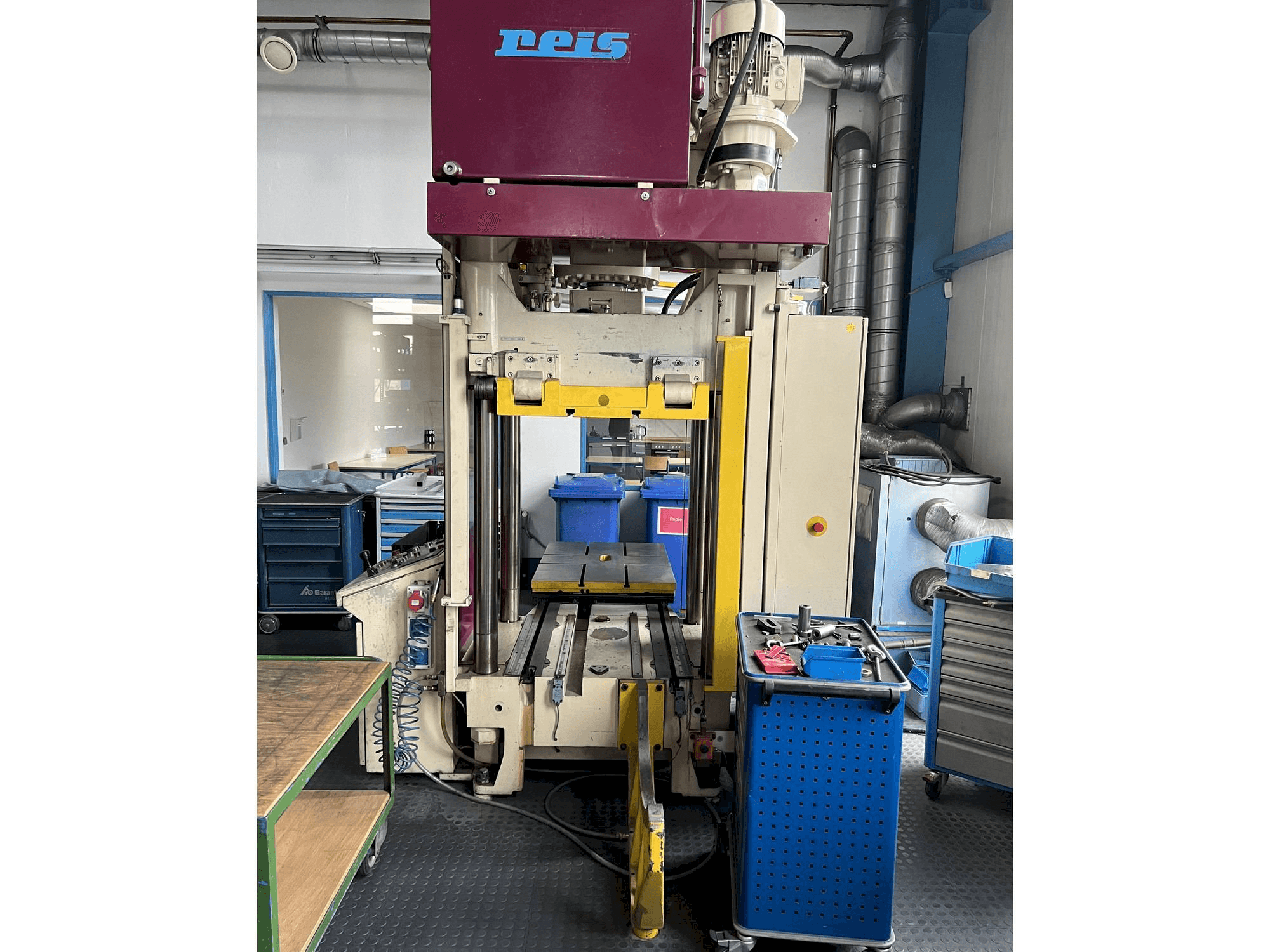 Vista Frontal da Reis Tus 80-100 máquina