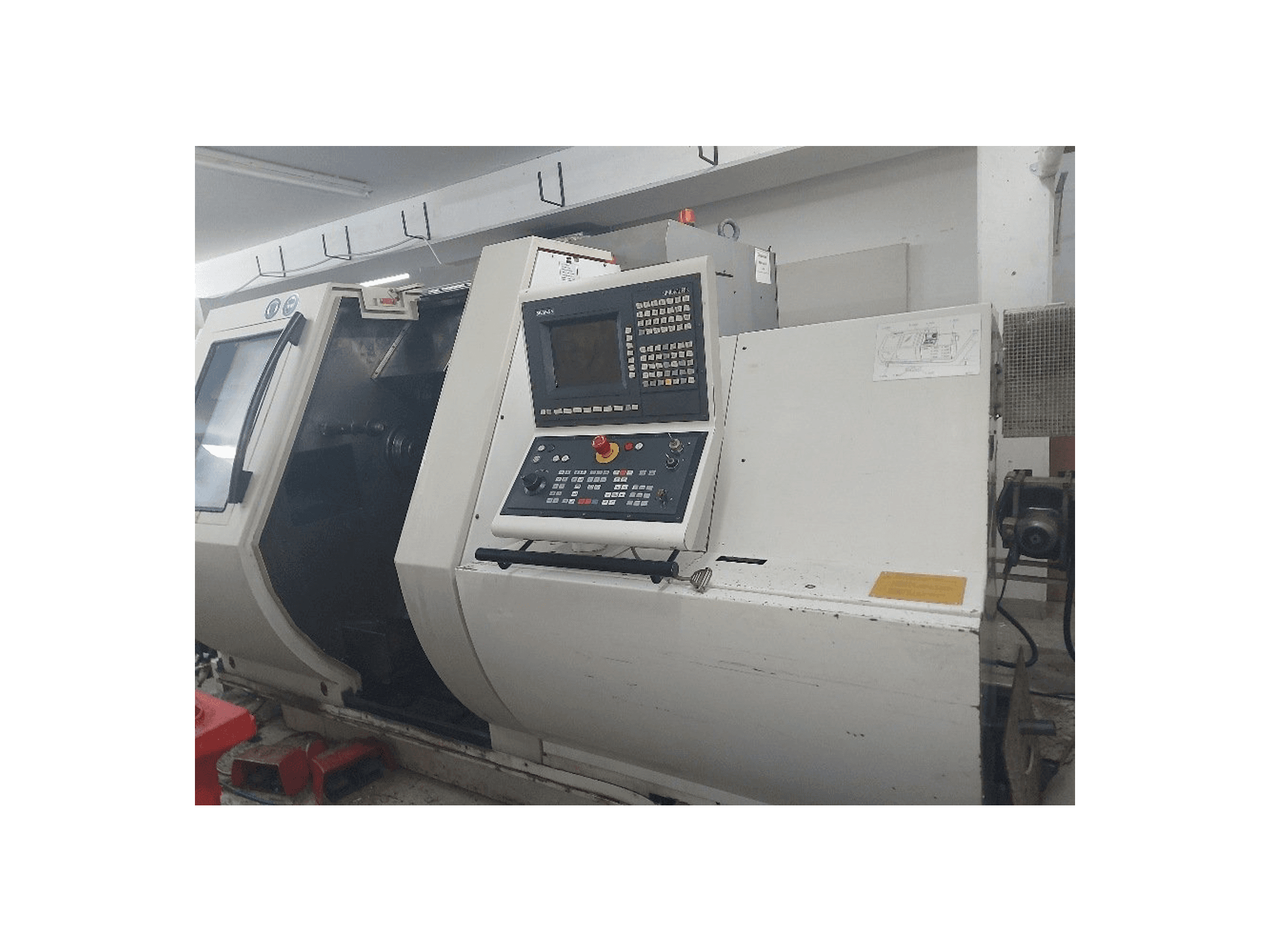 Vista Frontal da Gildemeister MF Twin 65 máquina