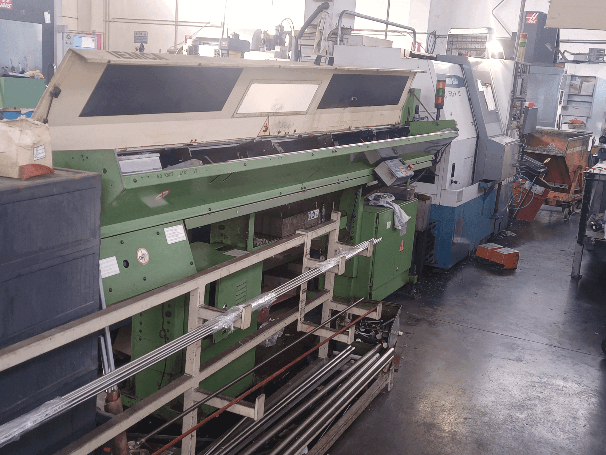 Vista Frontal da DMG Mori Seiki 150 SL máquina