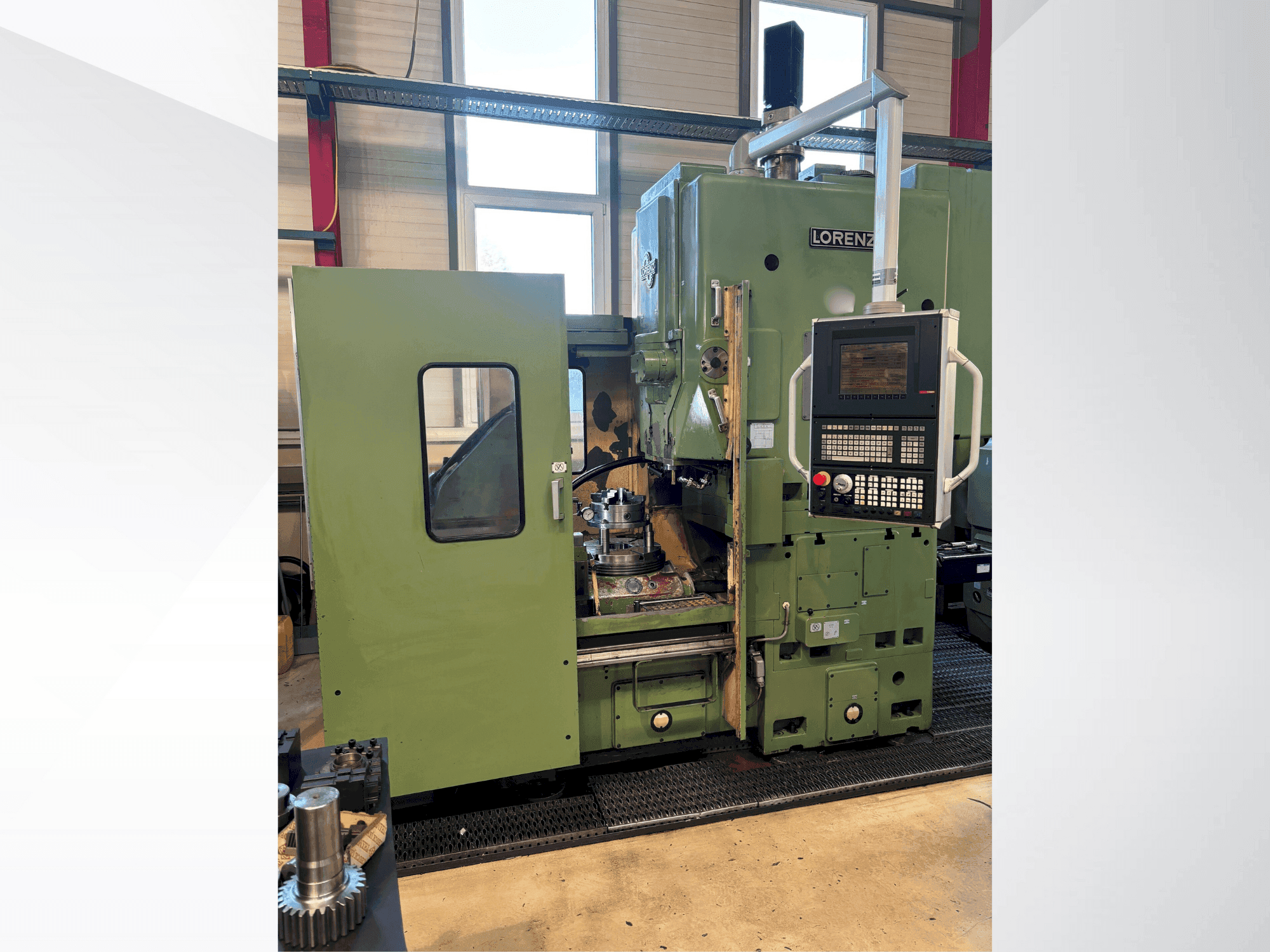 Vista Frontal da LORENZ LS 420 máquina