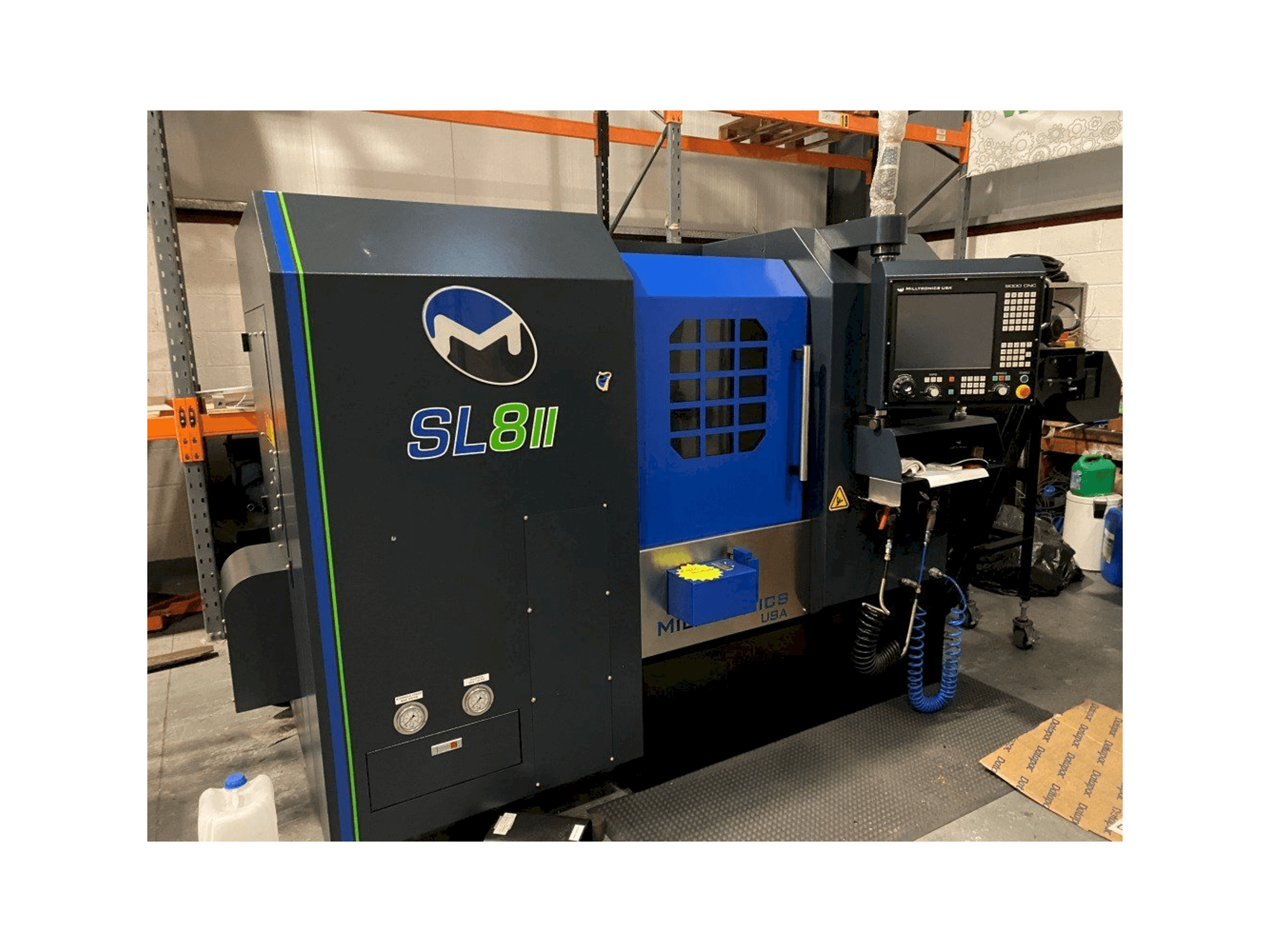 Vista Frontal da MILLTRONICS SL8-II máquina