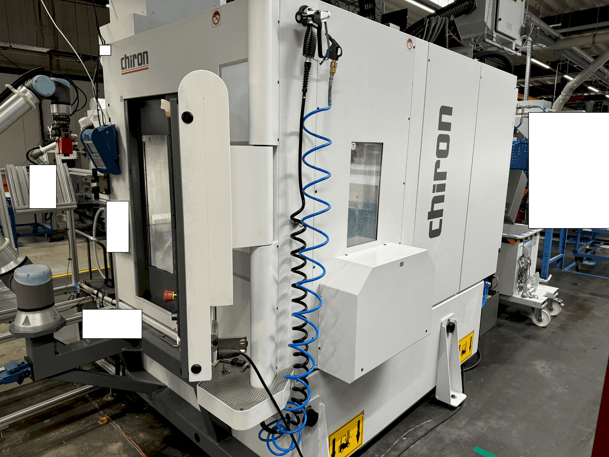 Vista Frontal da CHIRON FZ12 FX máquina