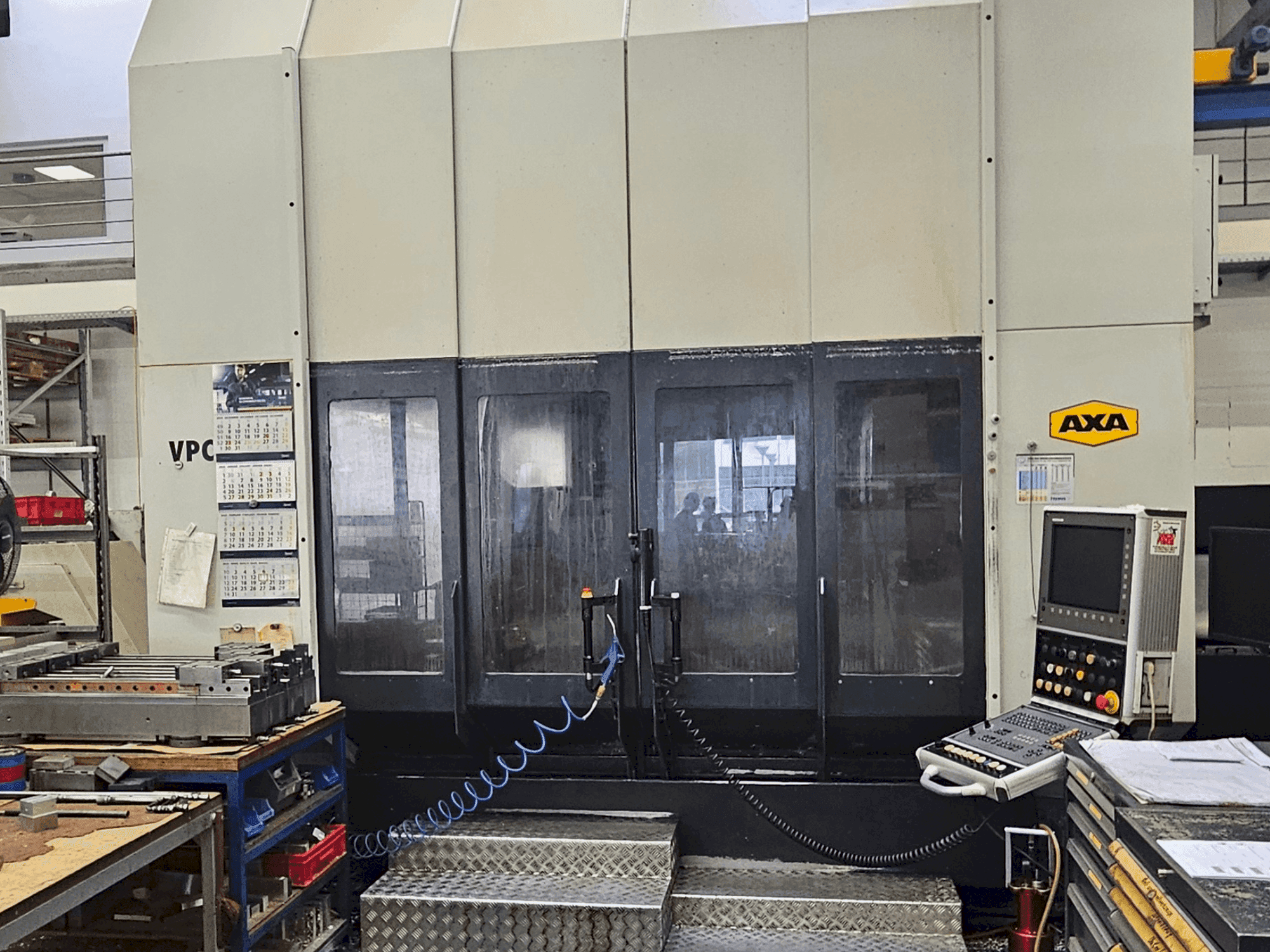 Vista Frontal da AXA VPC-40-U máquina