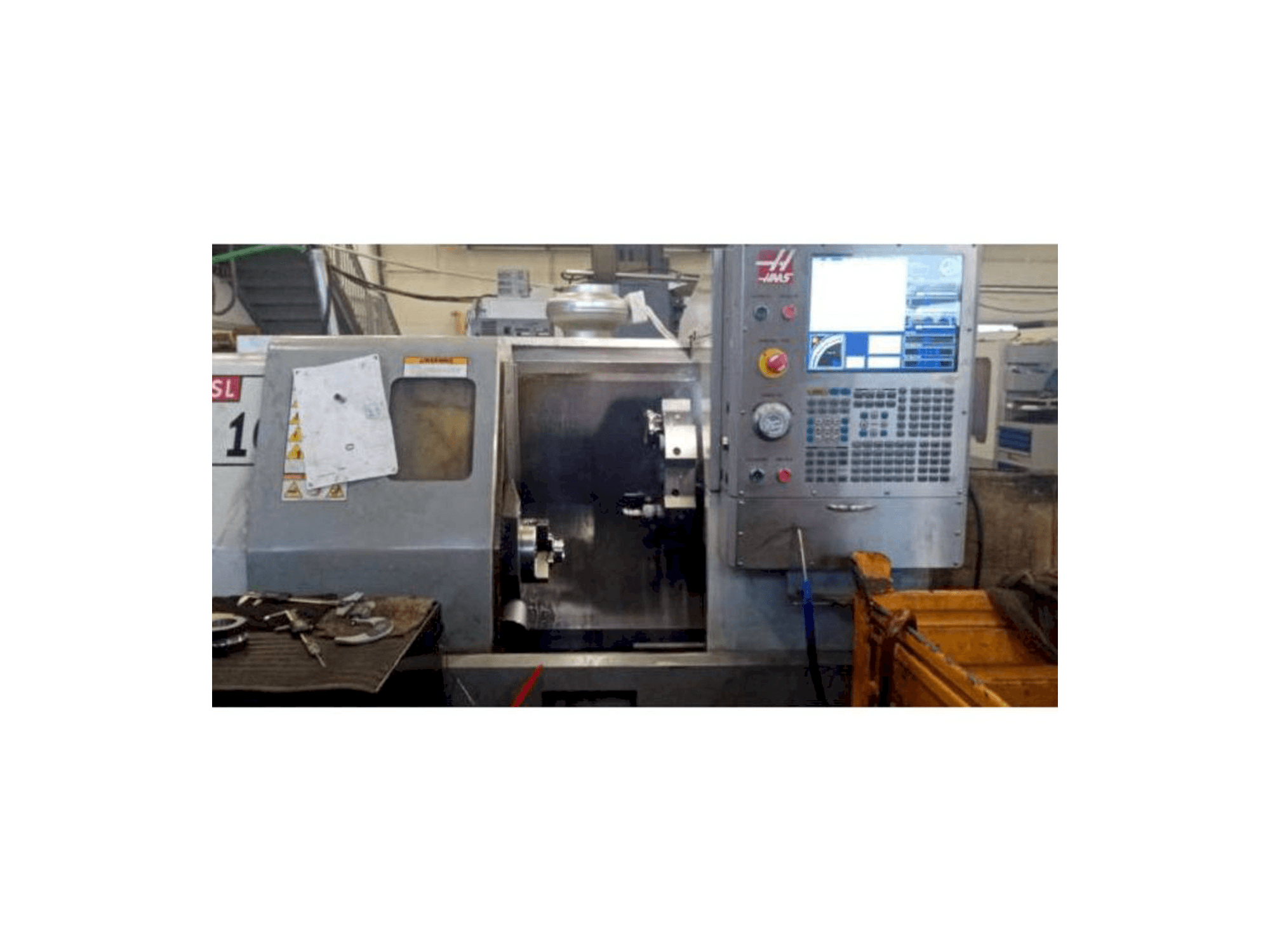 Vista Frontal da HAAS SL-10 máquina