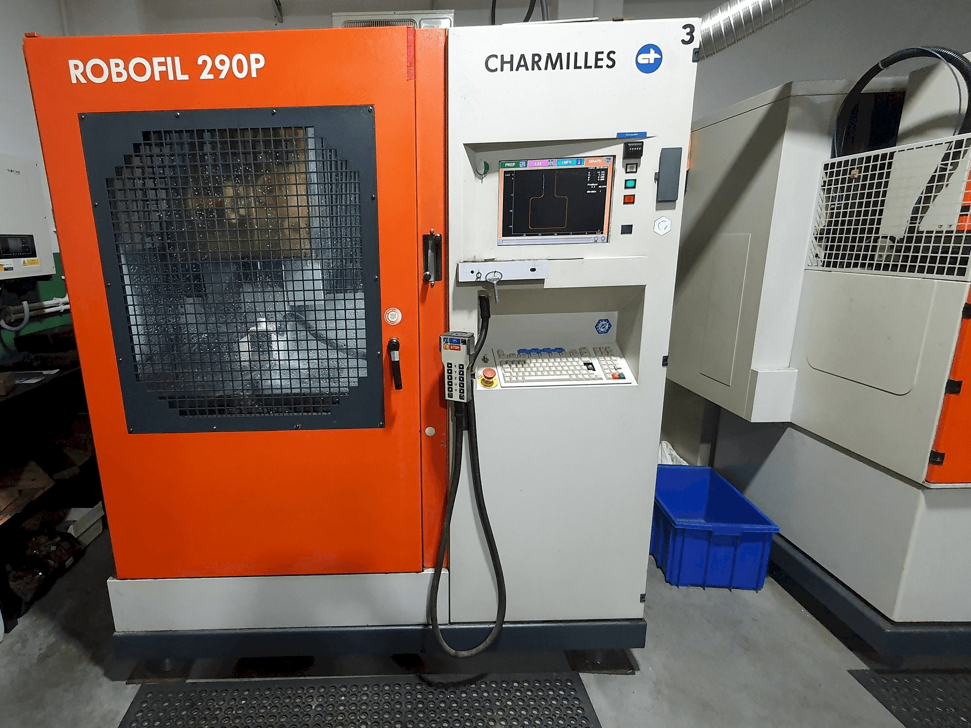 Vista Frontal da CHARMILLES Robofil 290P máquina