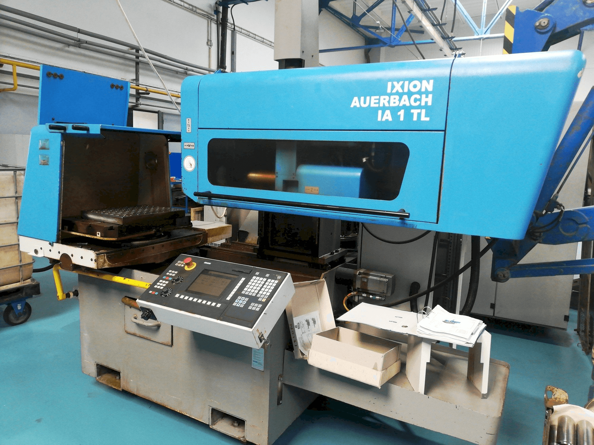 Vista Frontal da IXION Auerbach IA 1 TL máquina