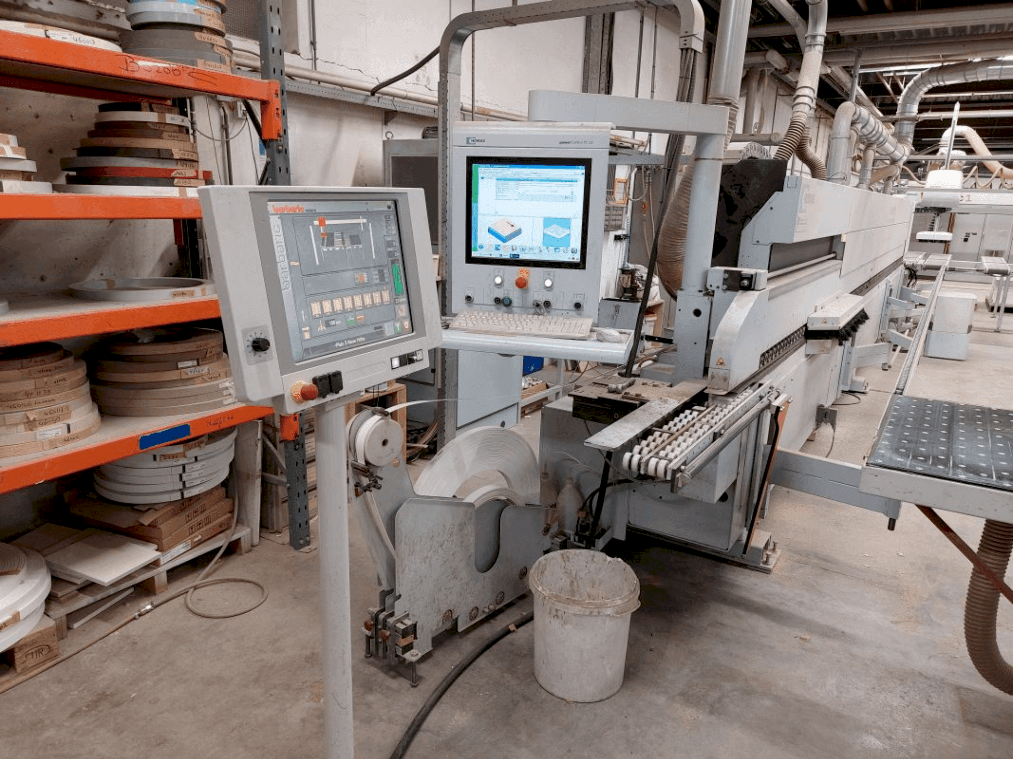 Vista Frontal da HOMAG KAL 330/9/A6/L máquina