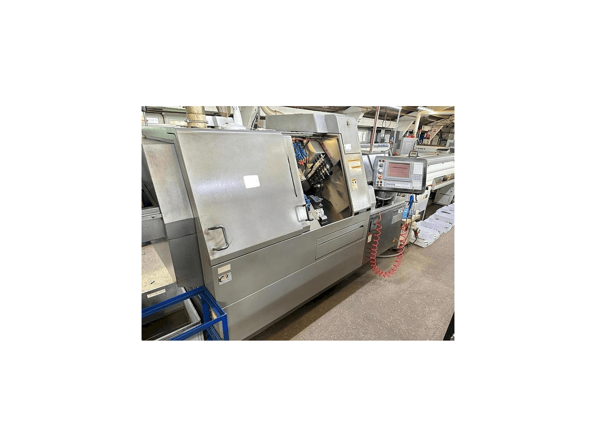 Vista Frontal da Citizen M32 III máquina