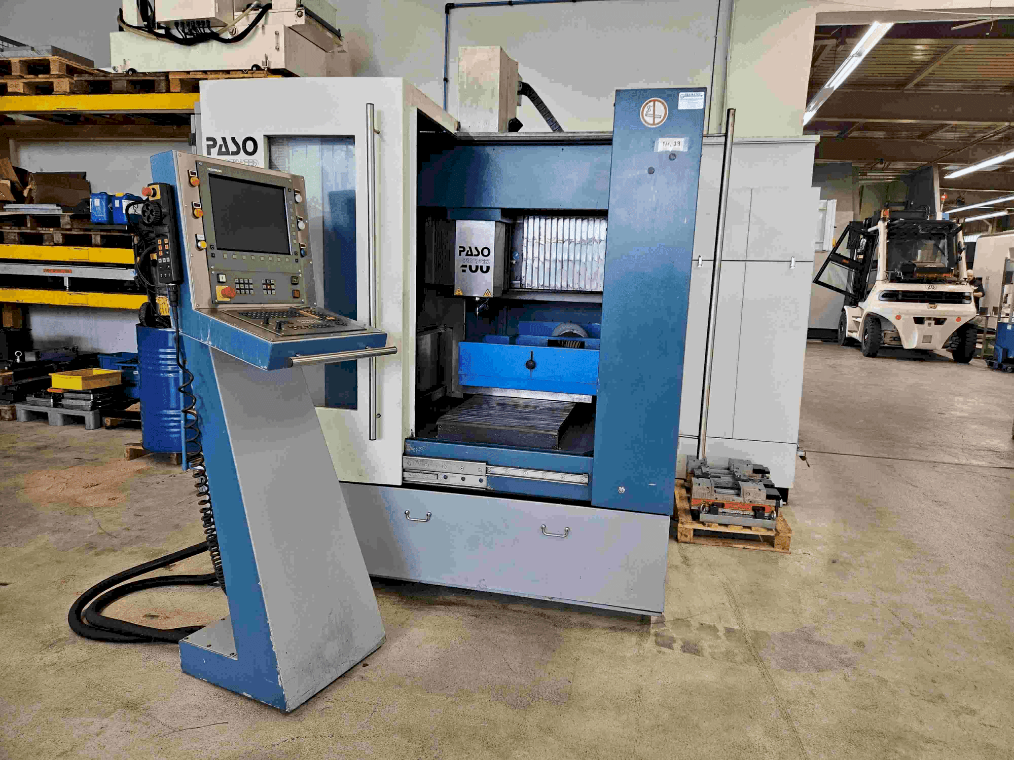 Vista Frontal da PASO PS400 (2004) máquina