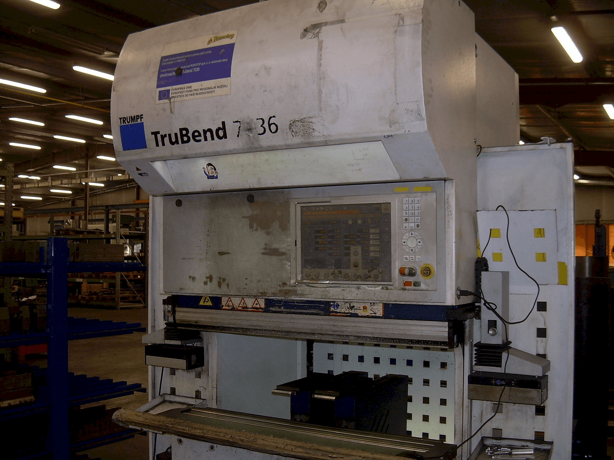 Vista Frontal da TRUMPF TruBend 7036 máquina