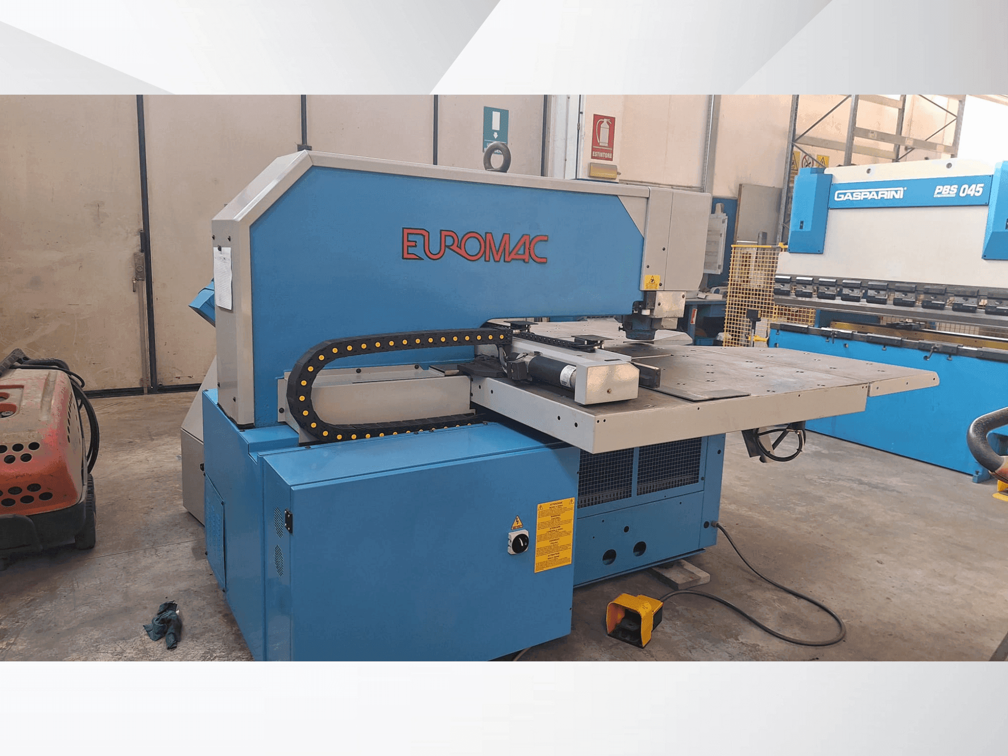 Vista Frontal da Euromac BX 1000/50 máquina