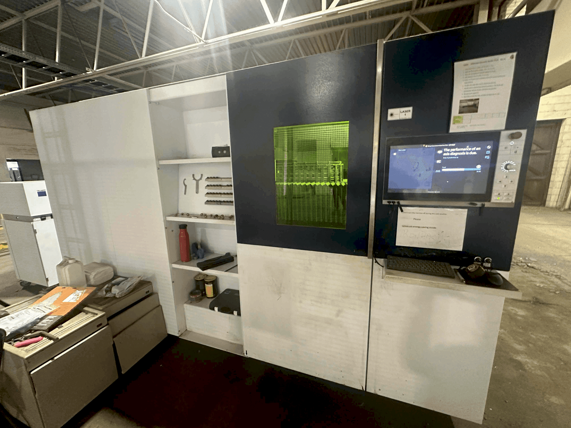 Vista Frontal da TRUMPF Trulaser 1040 Fiber máquina