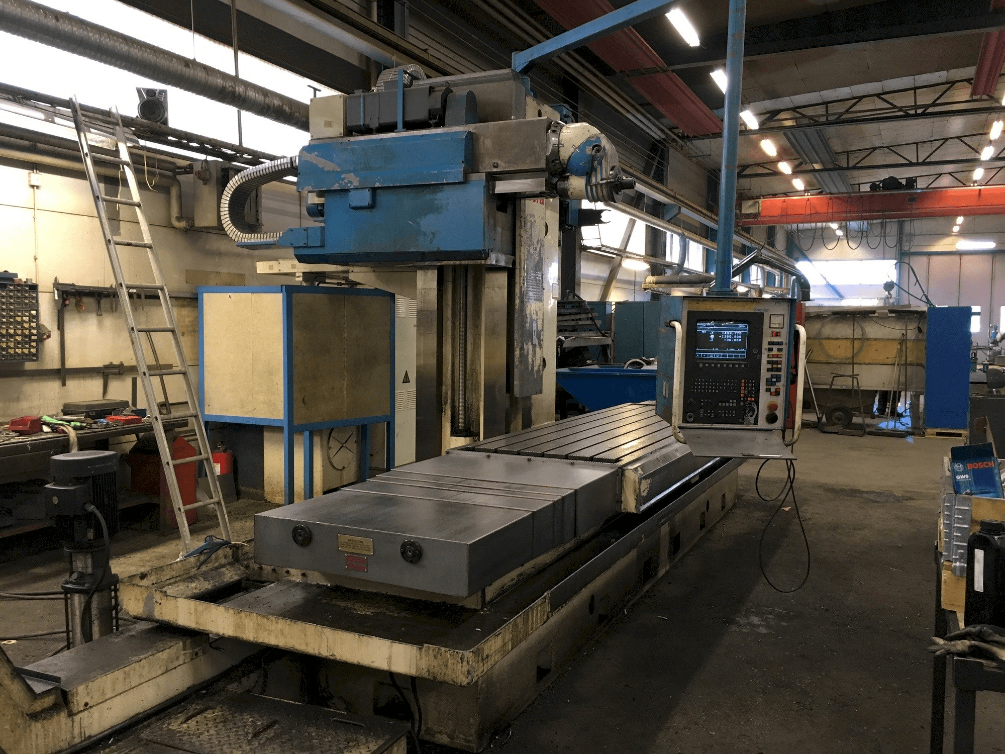 Vista Frontal da Soraluce TR 35 máquina