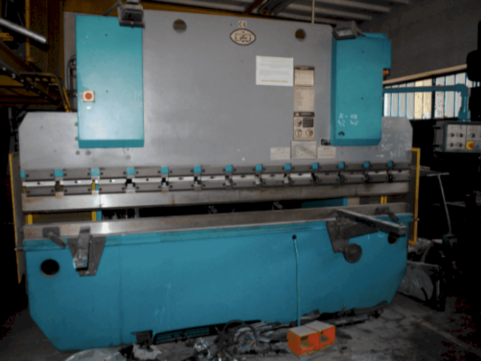 Vista Frontal da PIT 63/30SB máquina