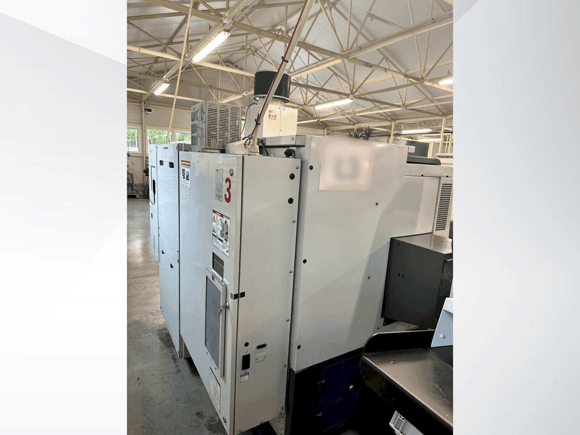 Vista Frontal da HAAS ST-10 máquina