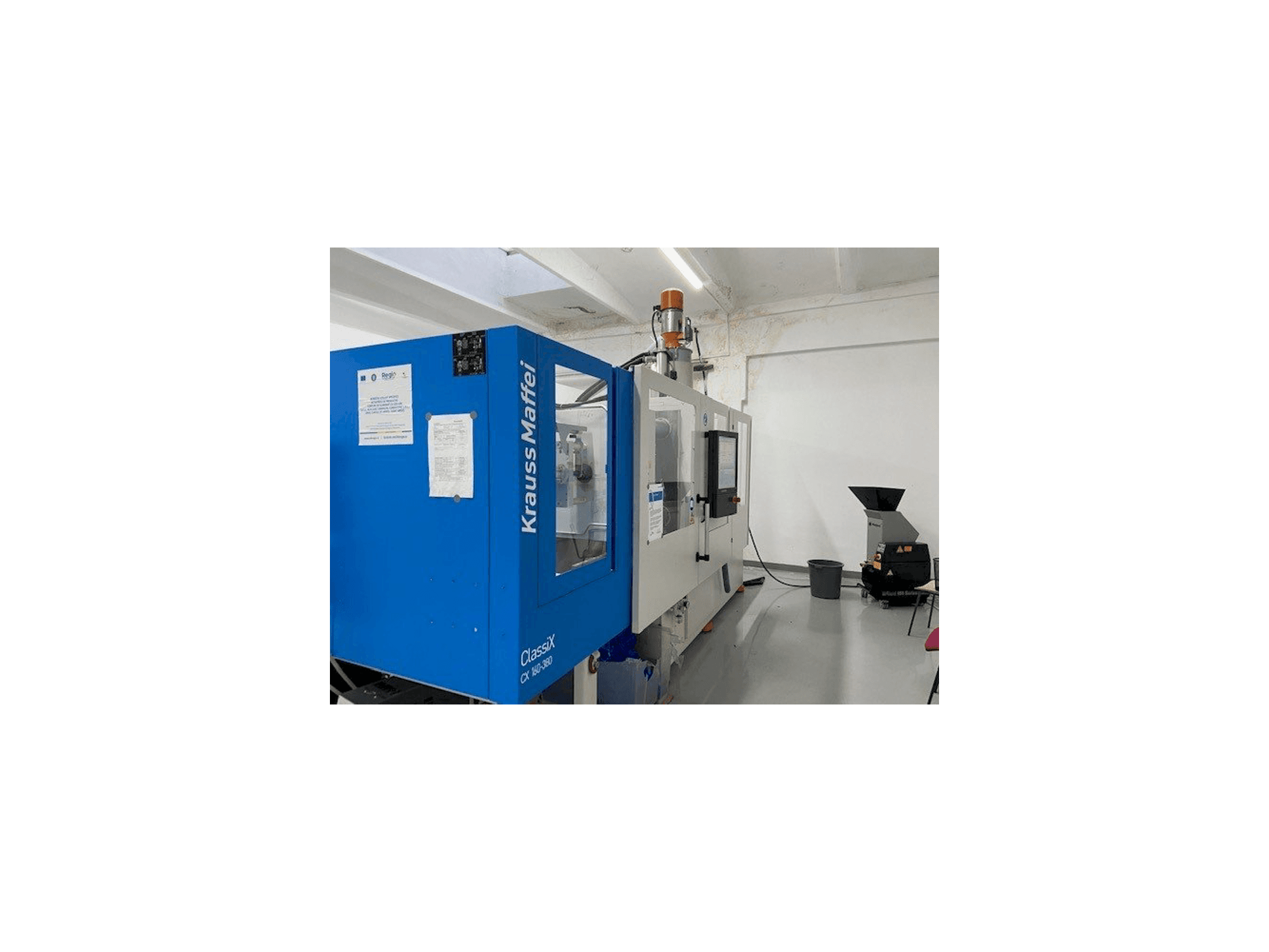 Vista Lateral Esquerda da Krauss Maffei ClassiX CX 160-380 máquina