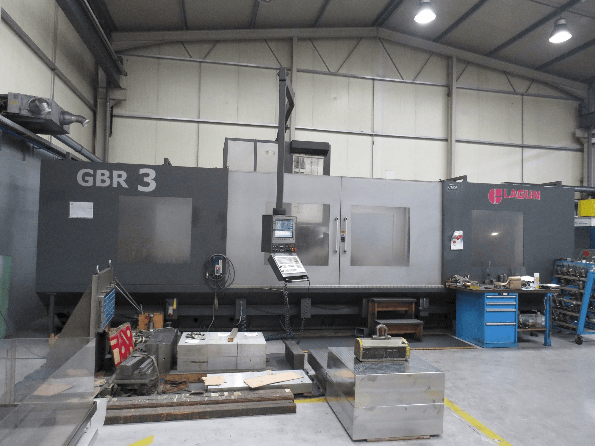 Vista Frontal da LAGUN GBR3 máquina