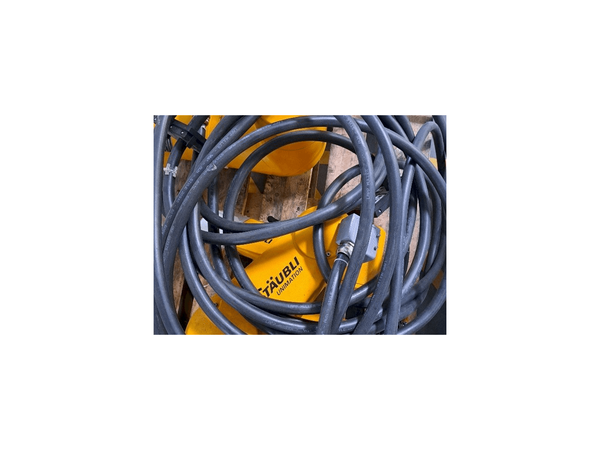 Vista Frontal da STAUBLI TX60 máquina