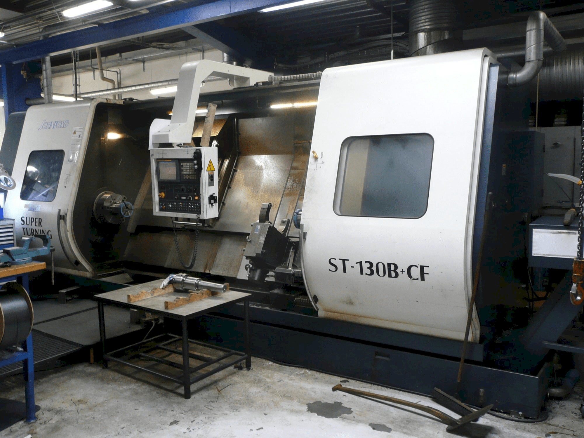 Vista Frontal da Johnford ST-130 B+CF máquina