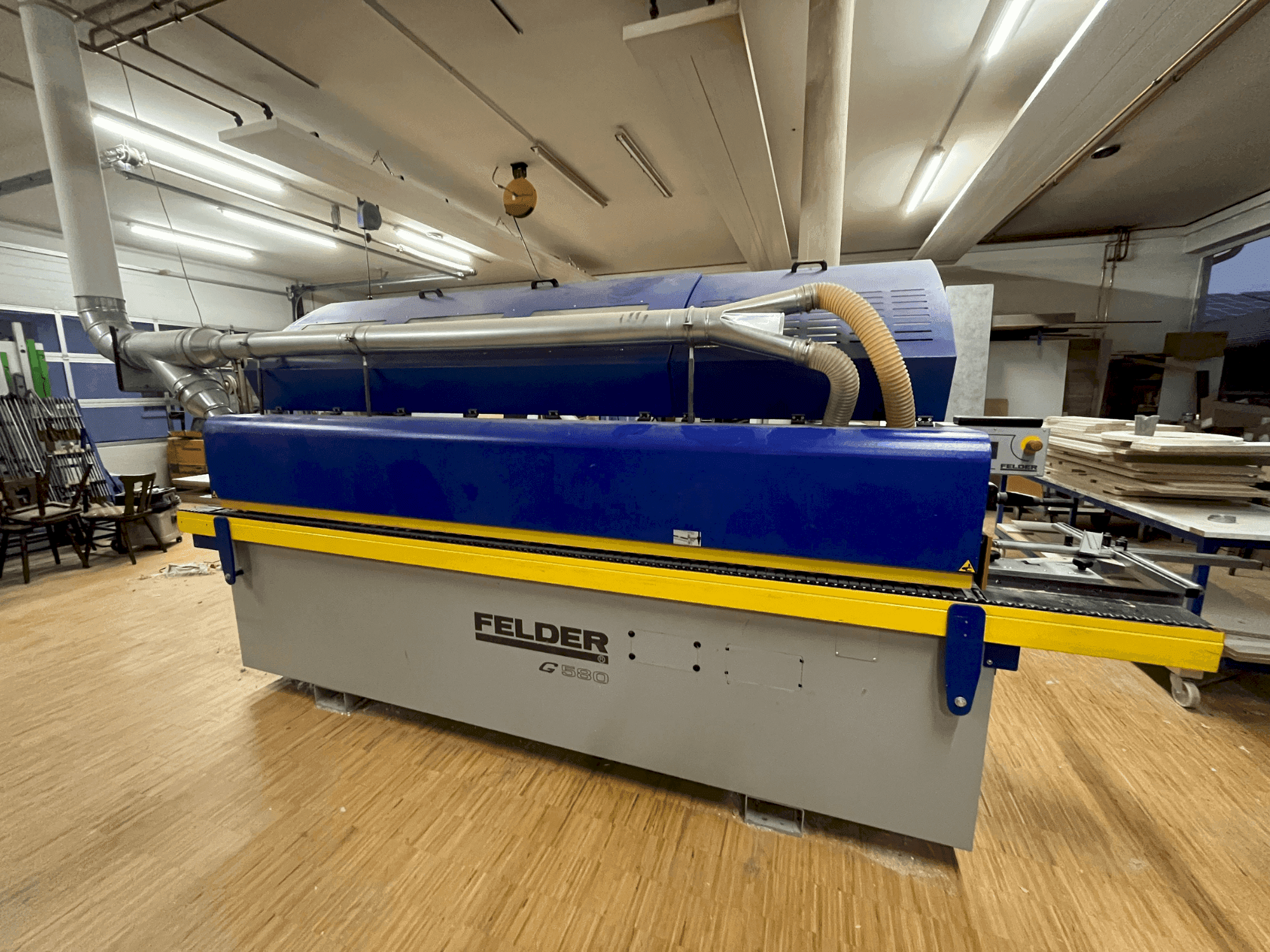 Vista Frontal da FELDER MG580 máquina