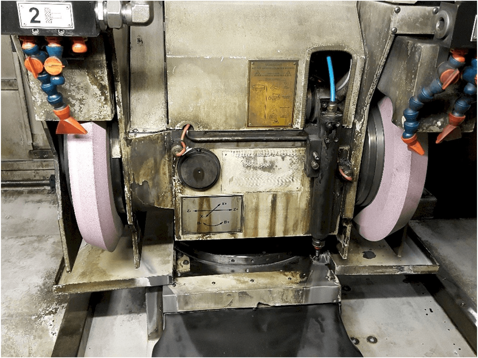 Vista Frontal da DANOBAT WT-62-3B máquina