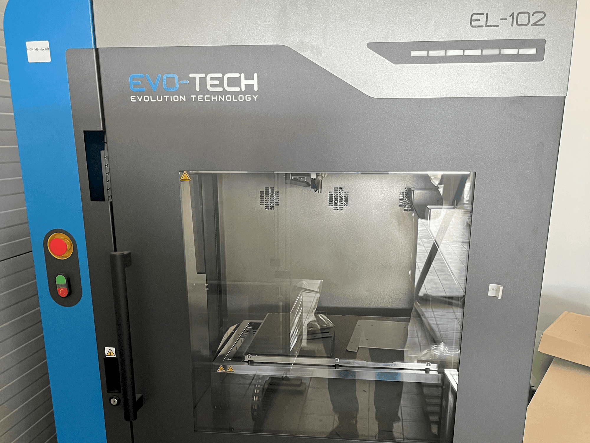 Vista Frontal da EVO-tech EL-102 V2 máquina